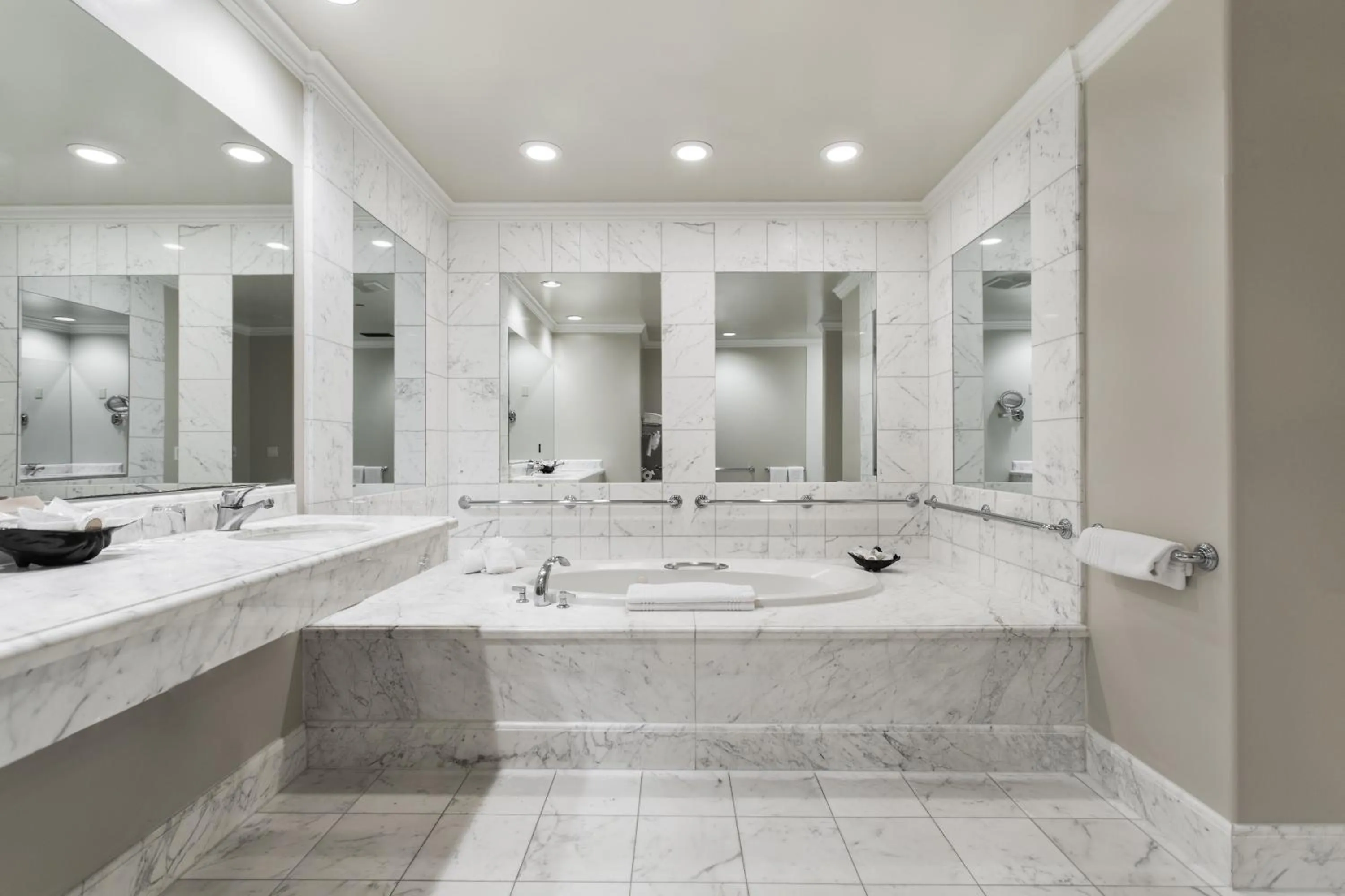 Bathroom in Montecito Inn