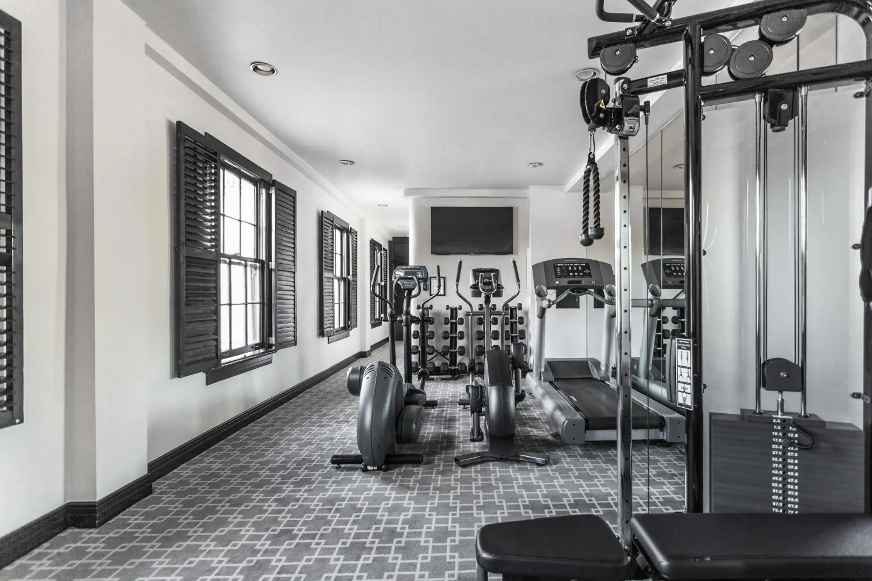 Fitness centre/facilities in Montecito Inn Fitness centre/facilities in Montecito Inn