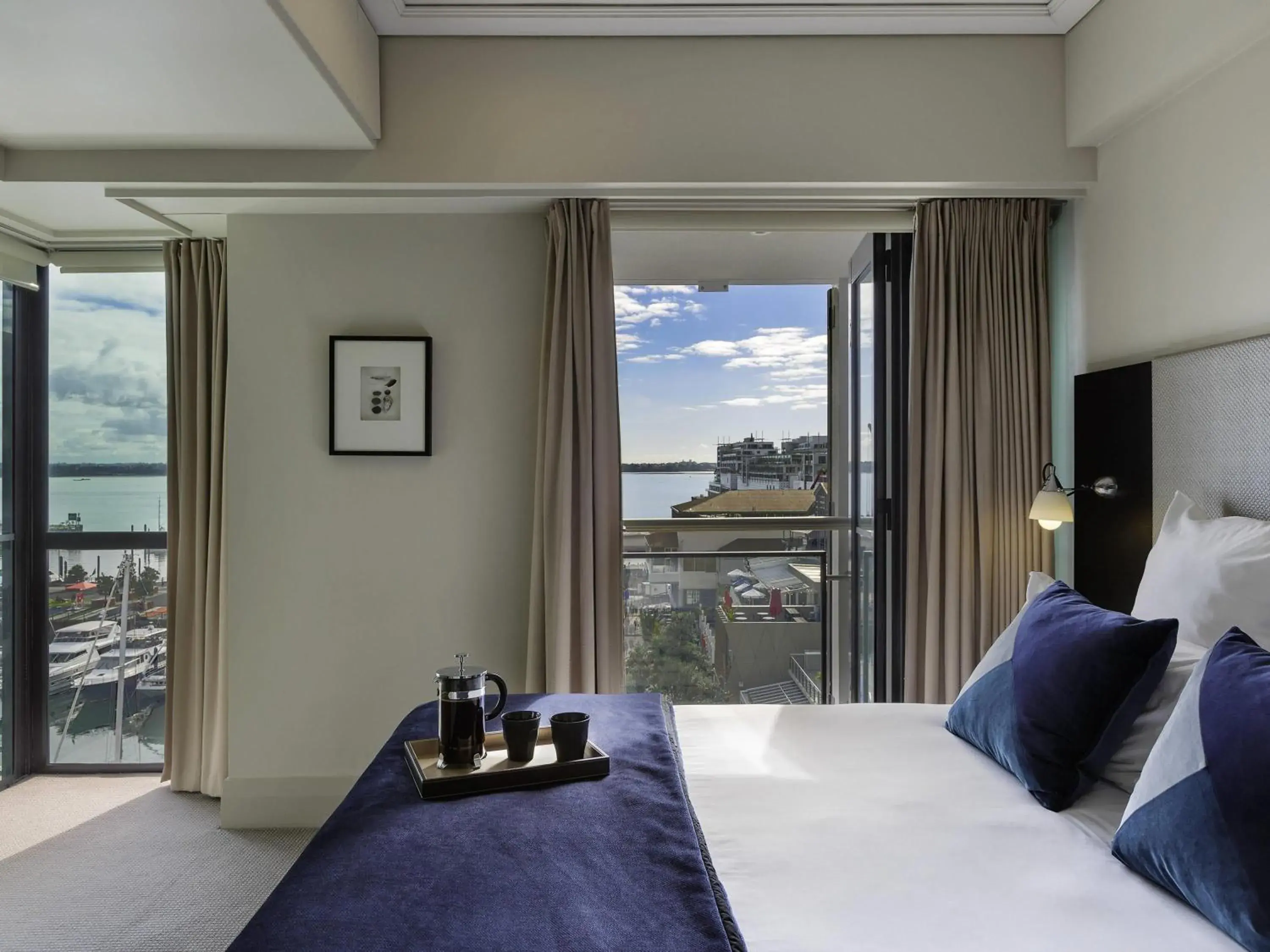Bedroom, Bed in The Sebel Auckland Viaduct Harbour Bedroom, Bed in The Sebel Auckland Viaduct Harbour