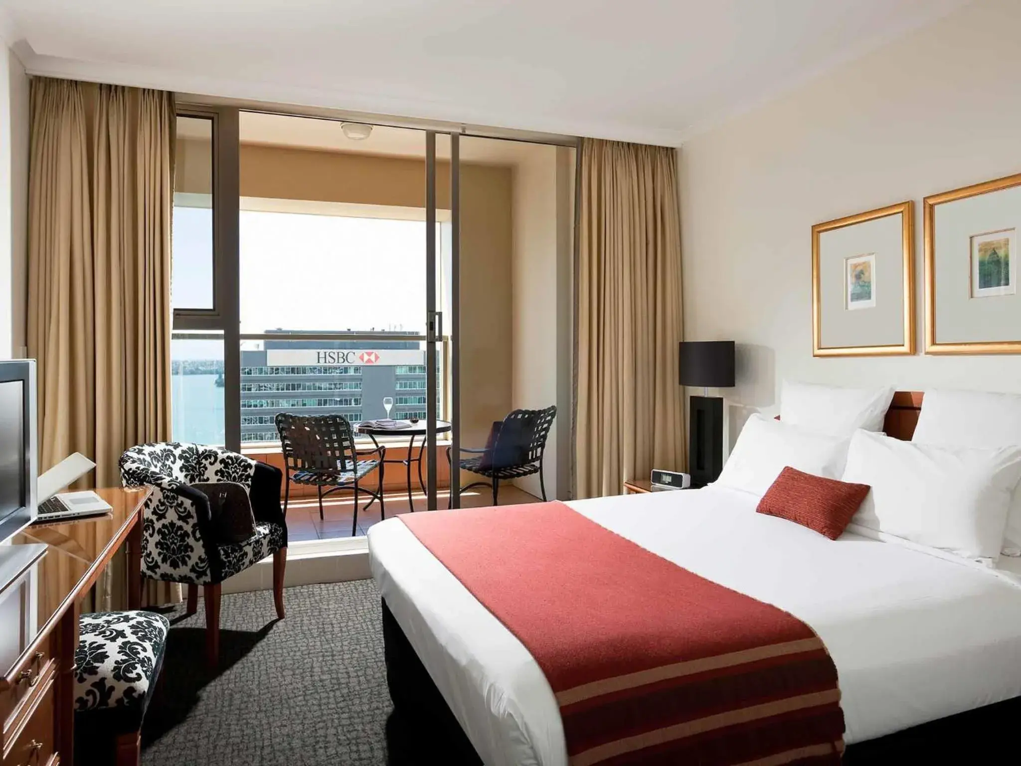 Bedroom, Bed in The Sebel Quay West Auckland Bedroom, Bed in The Sebel Quay West Auckland