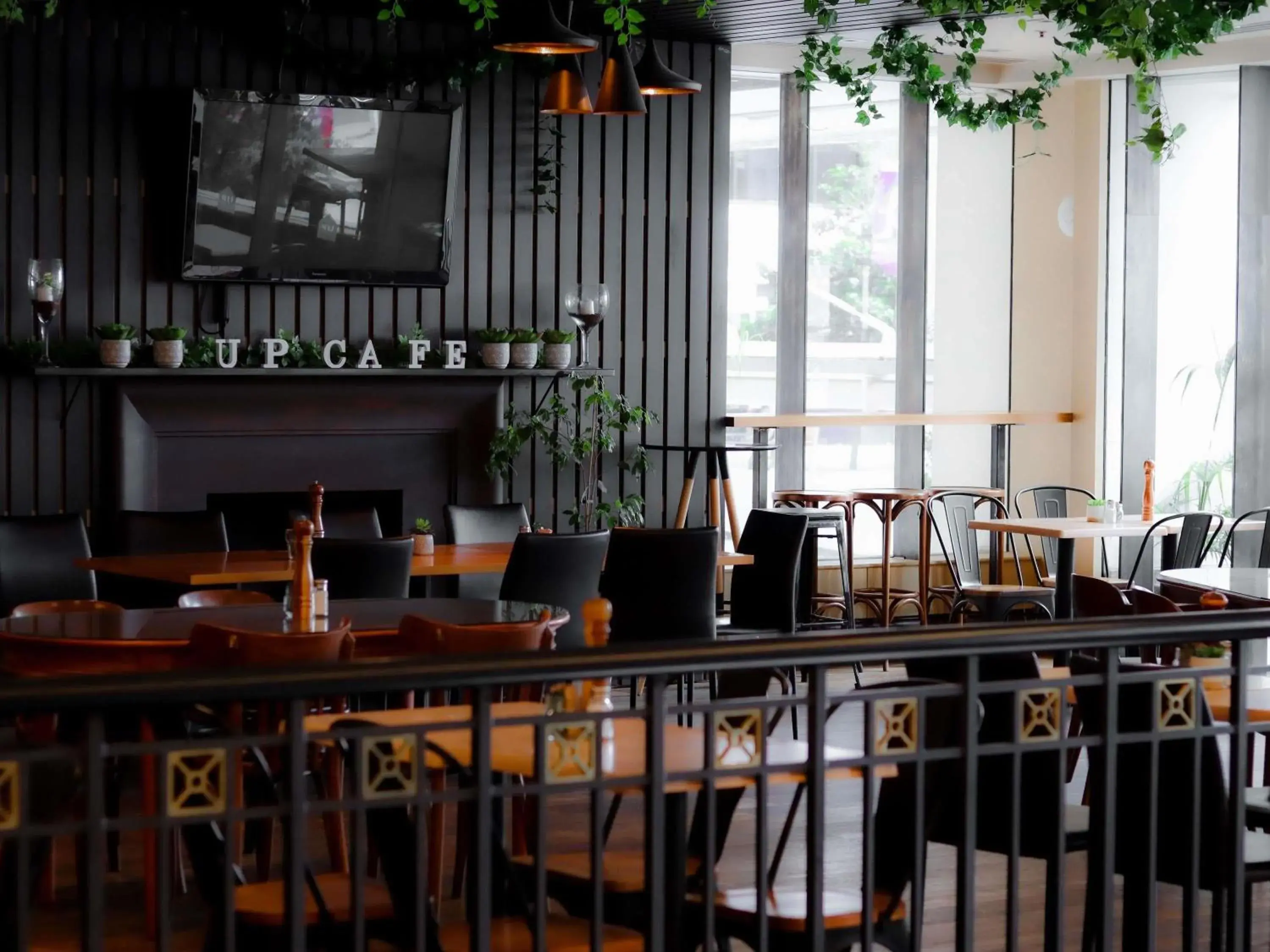 Property building in The Sebel Quay West Auckland Property building in The Sebel Quay West Auckland