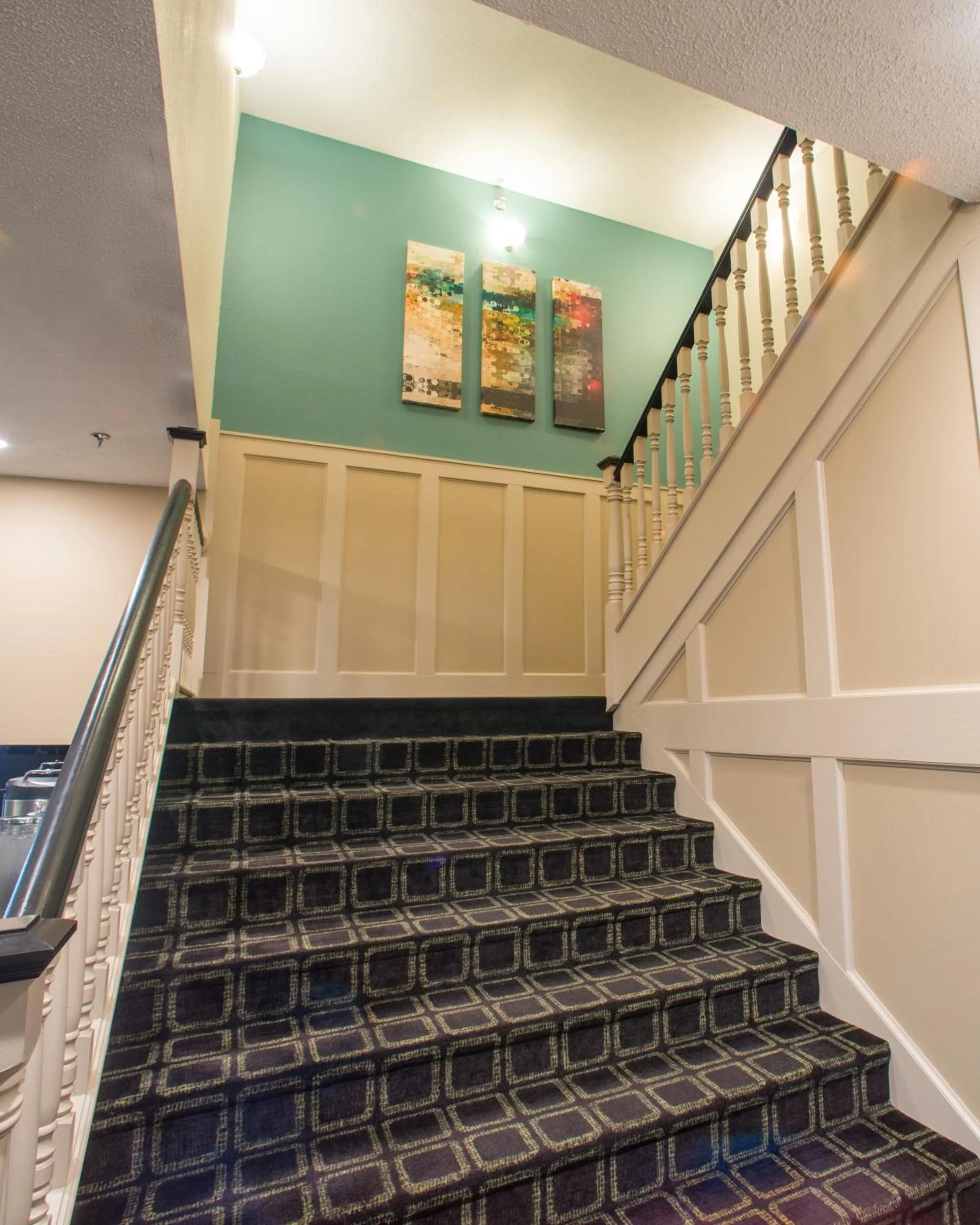 Area and facilities in Northfield Inn Suites and Conference Center