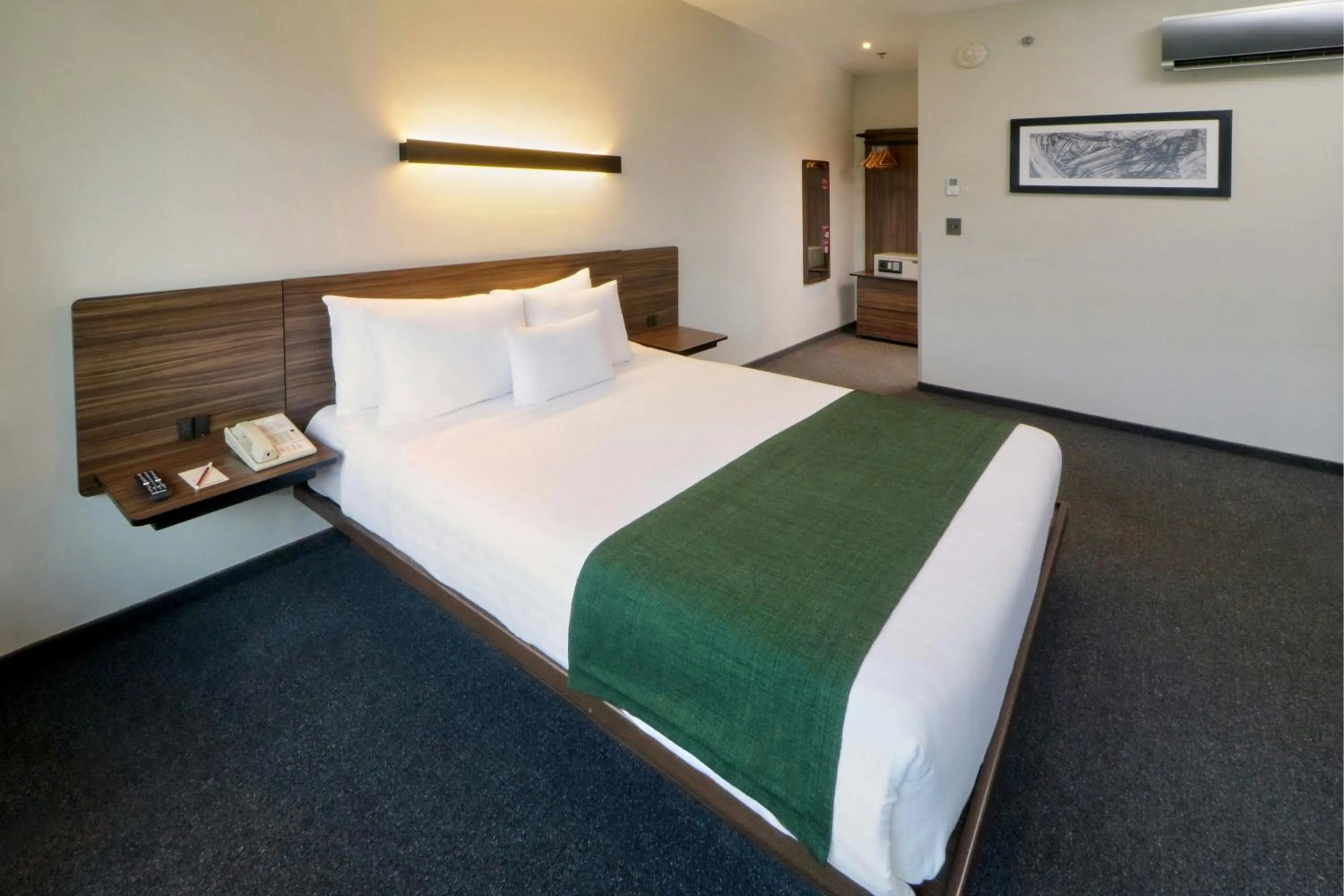 Bedroom in City Express Suites by Marriott Ciudad de México Santa Fe