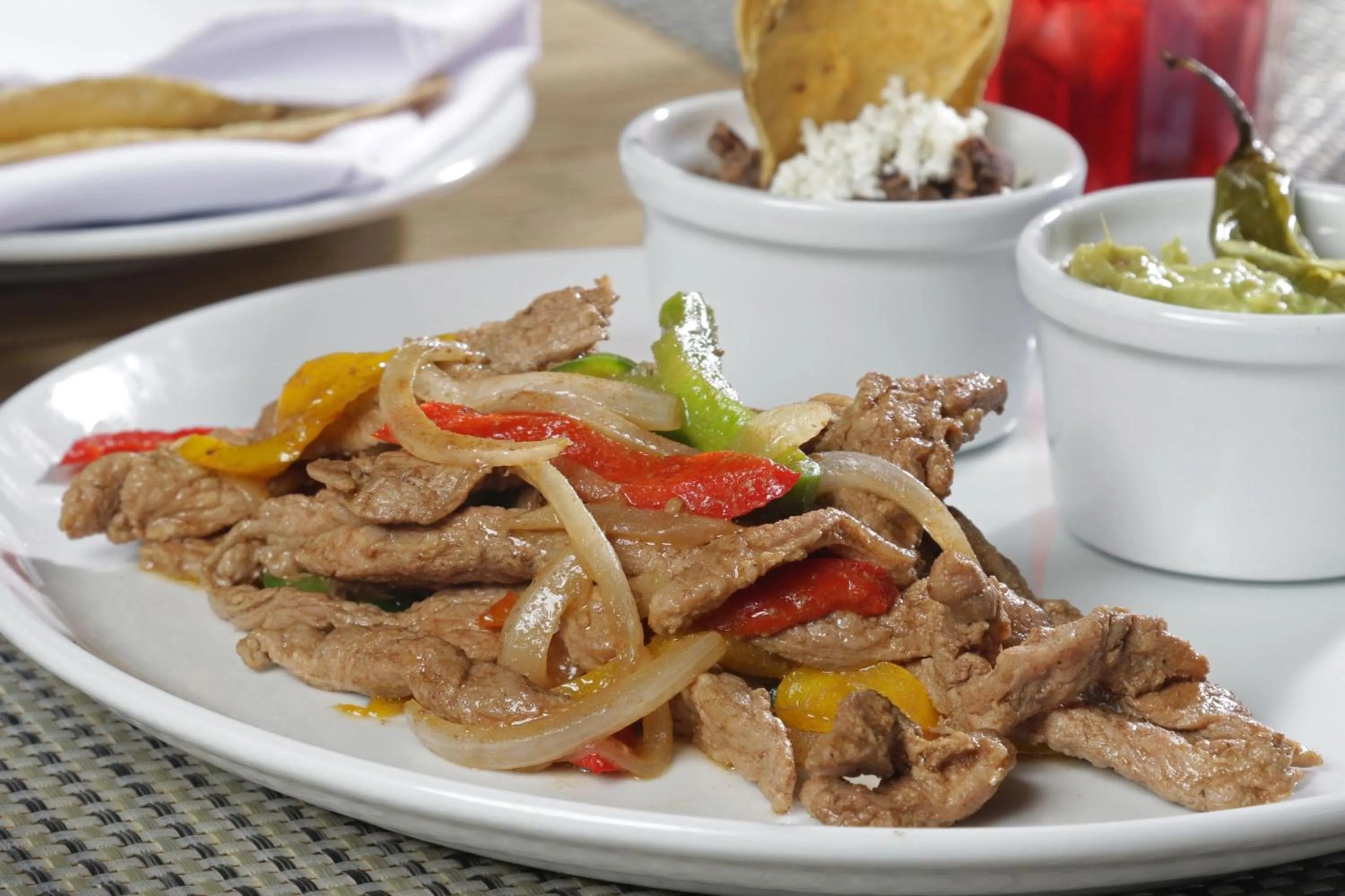 Restaurant/places to eat in City Express Suites by Marriott Ciudad de México Santa Fe