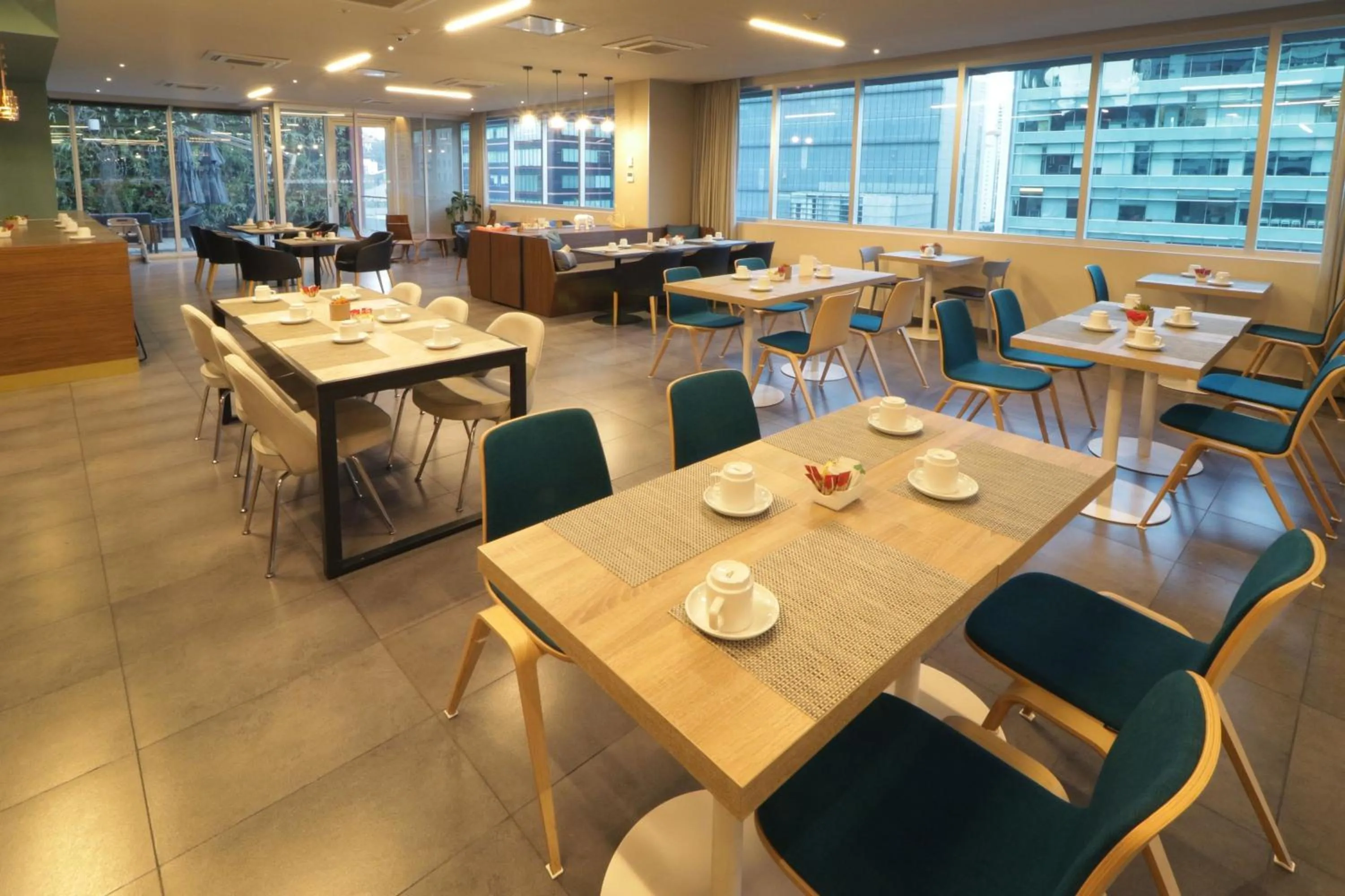 Breakfast in City Express Suites by Marriott Ciudad de México Santa Fe