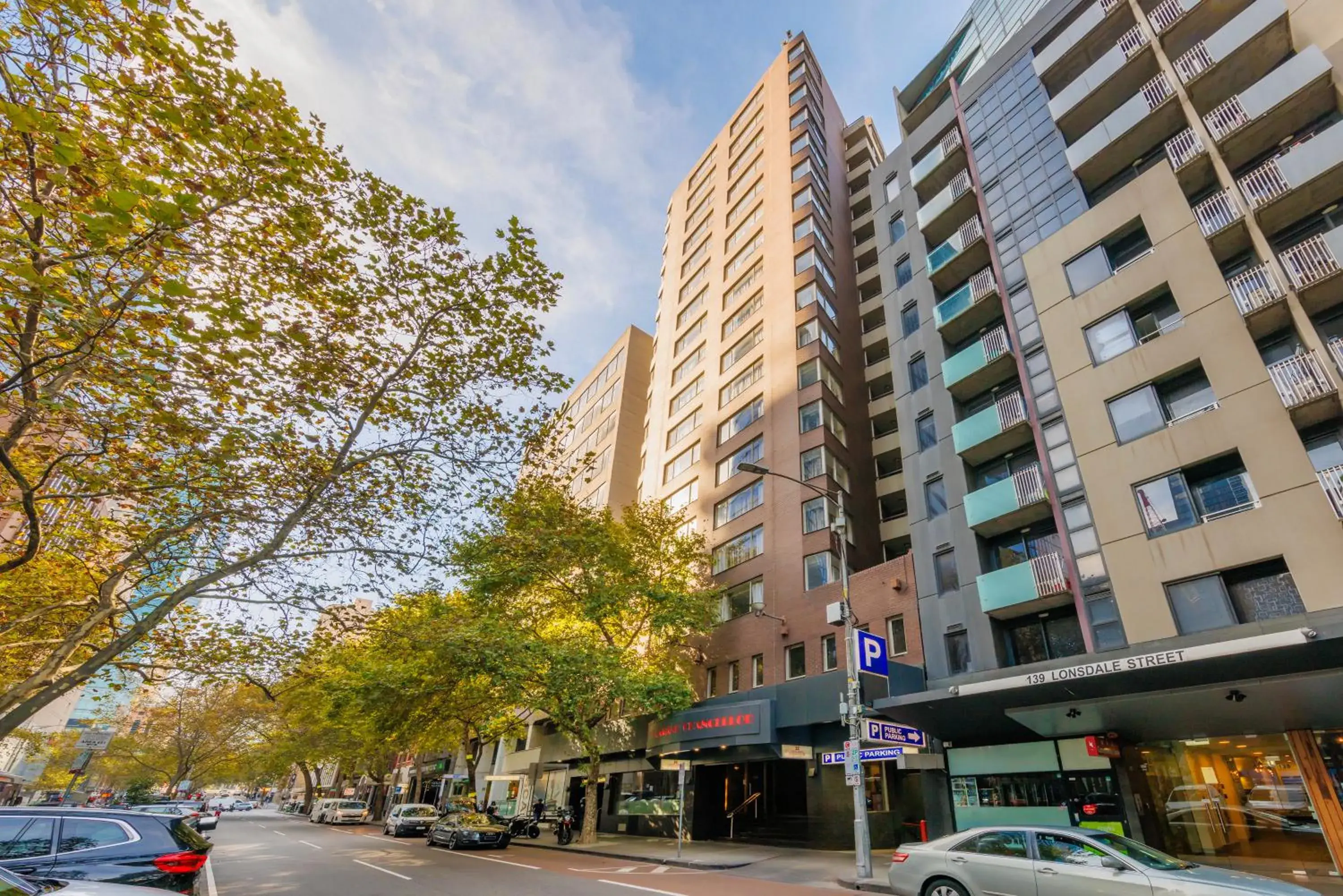 Property building in Hotel Grand Chancellor Melbourne Property building in Hotel Grand Chancellor Melbourne