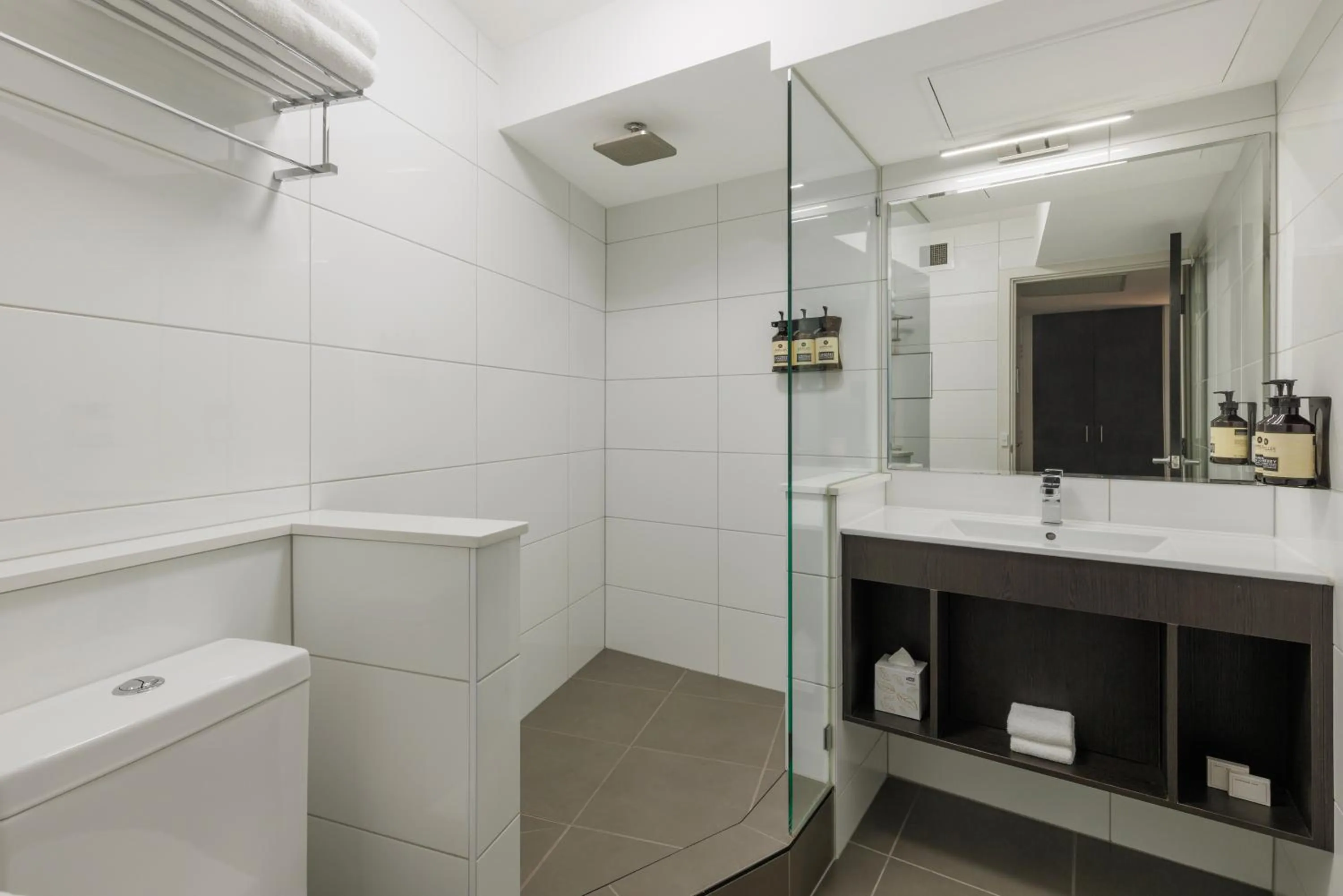 Bathroom in Hotel Grand Chancellor Melbourne