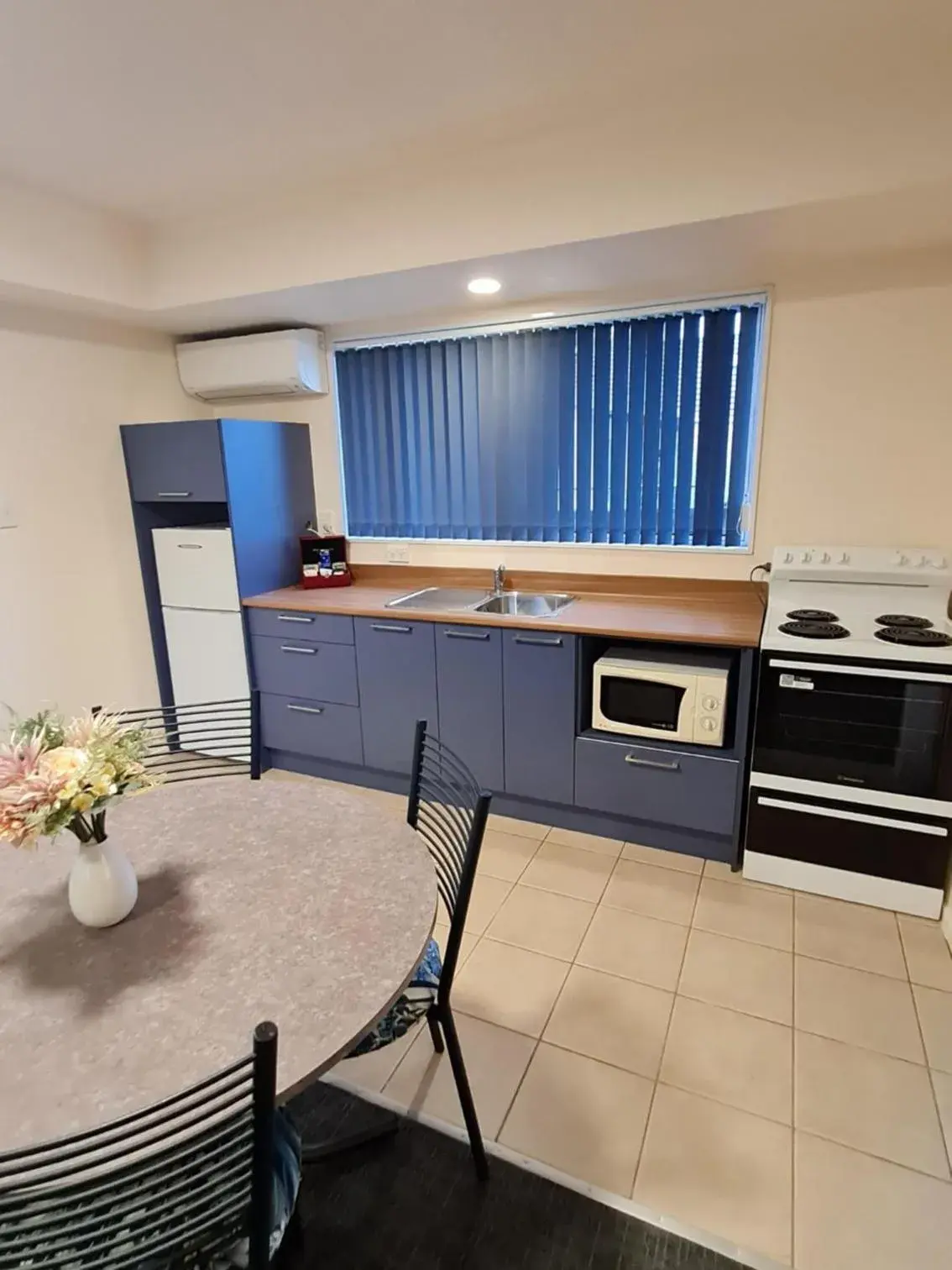 Two-Bedroom Apartment in Avenue Heights Motel Two-Bedroom Apartment in Avenue Heights Motel