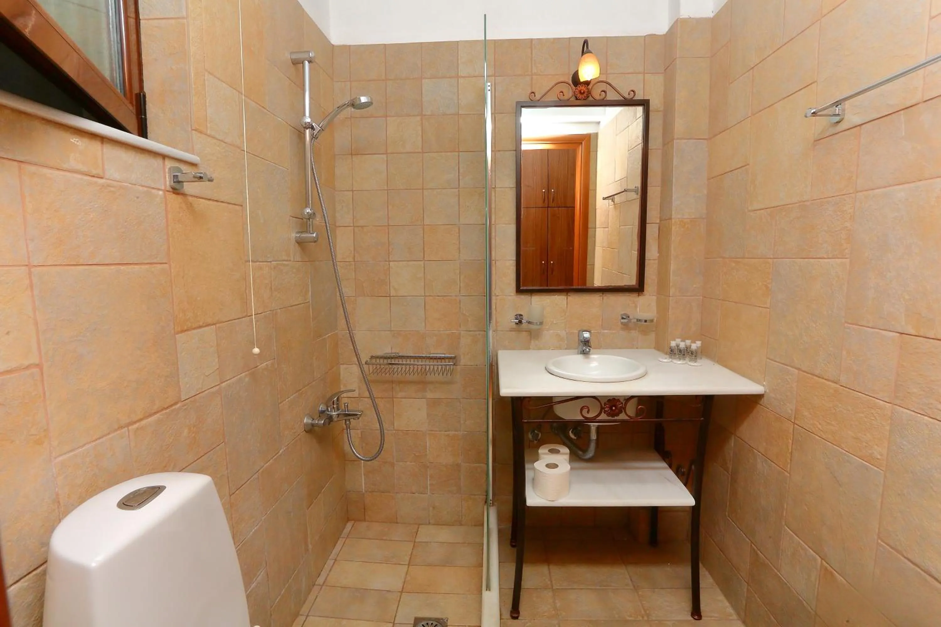 Bathroom in Vathi Hotel Apartment Hotel