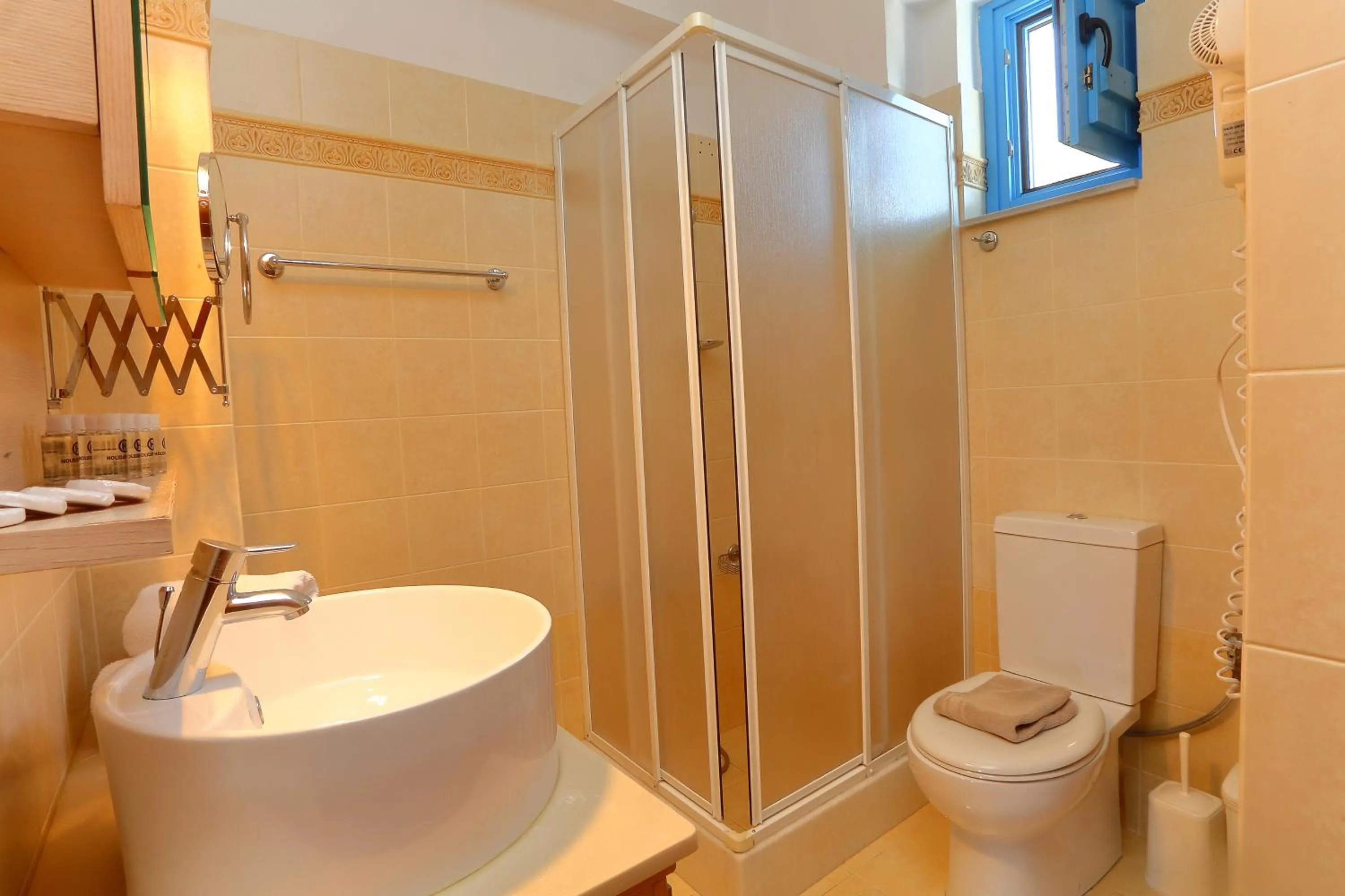 Bathroom in Vathi Hotel Apartment Hotel