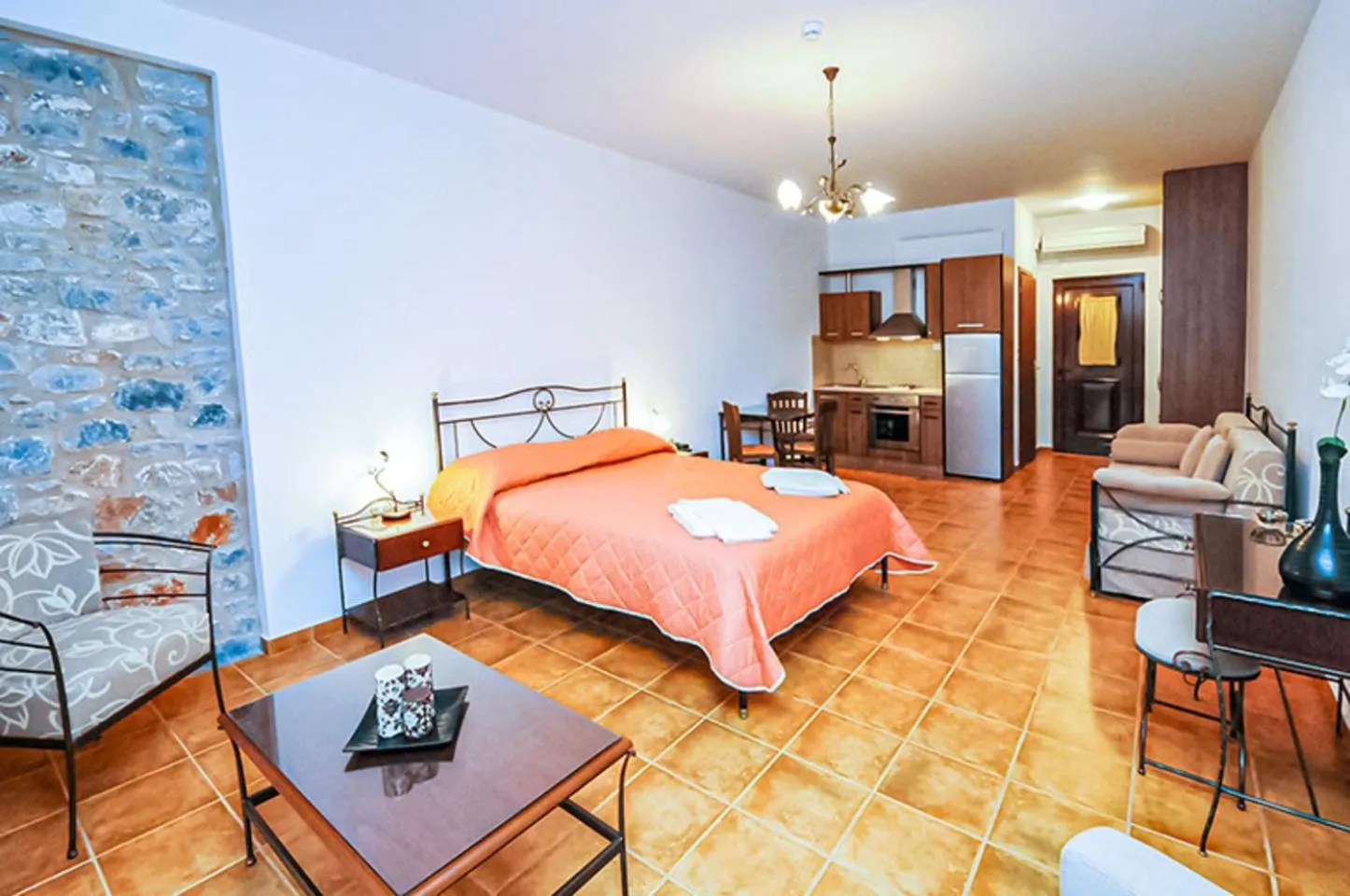 Bedroom, Bed in Vathi Hotel Apartment Hotel