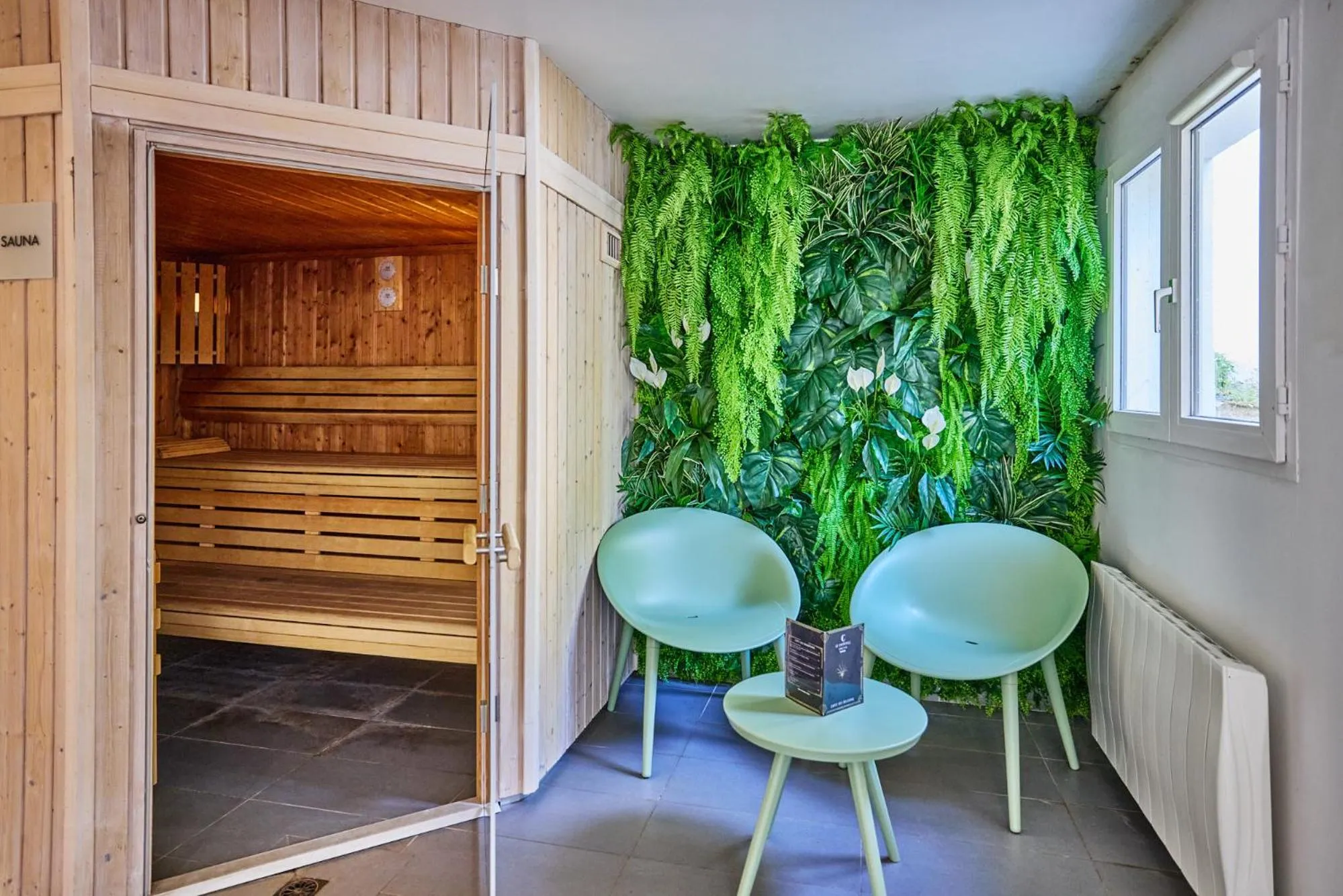 Sauna in Le Churchill Hôtel & Spa