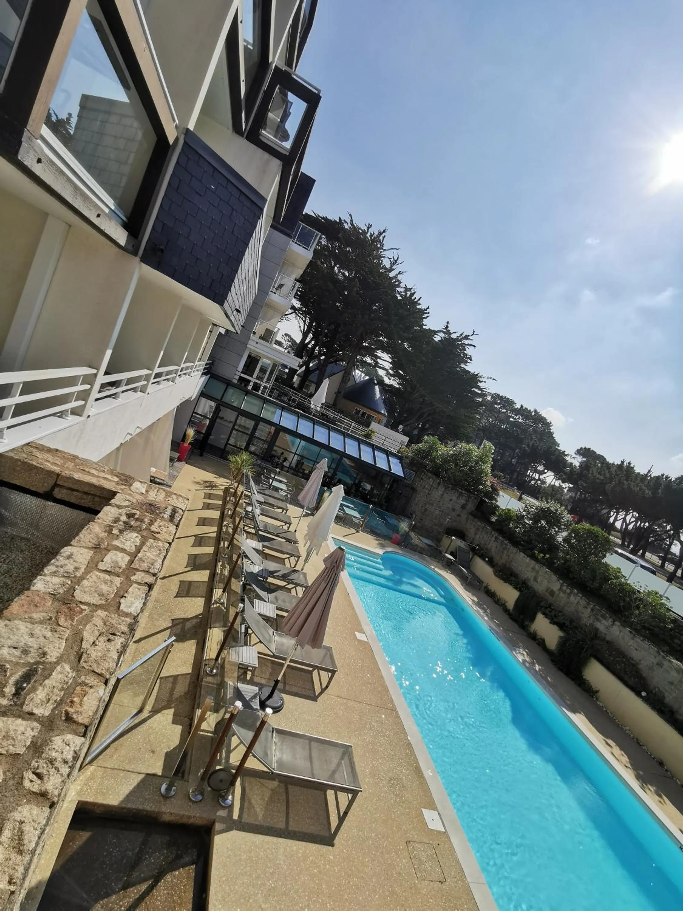 Balcony/Terrace in Le Churchill Hôtel & Spa