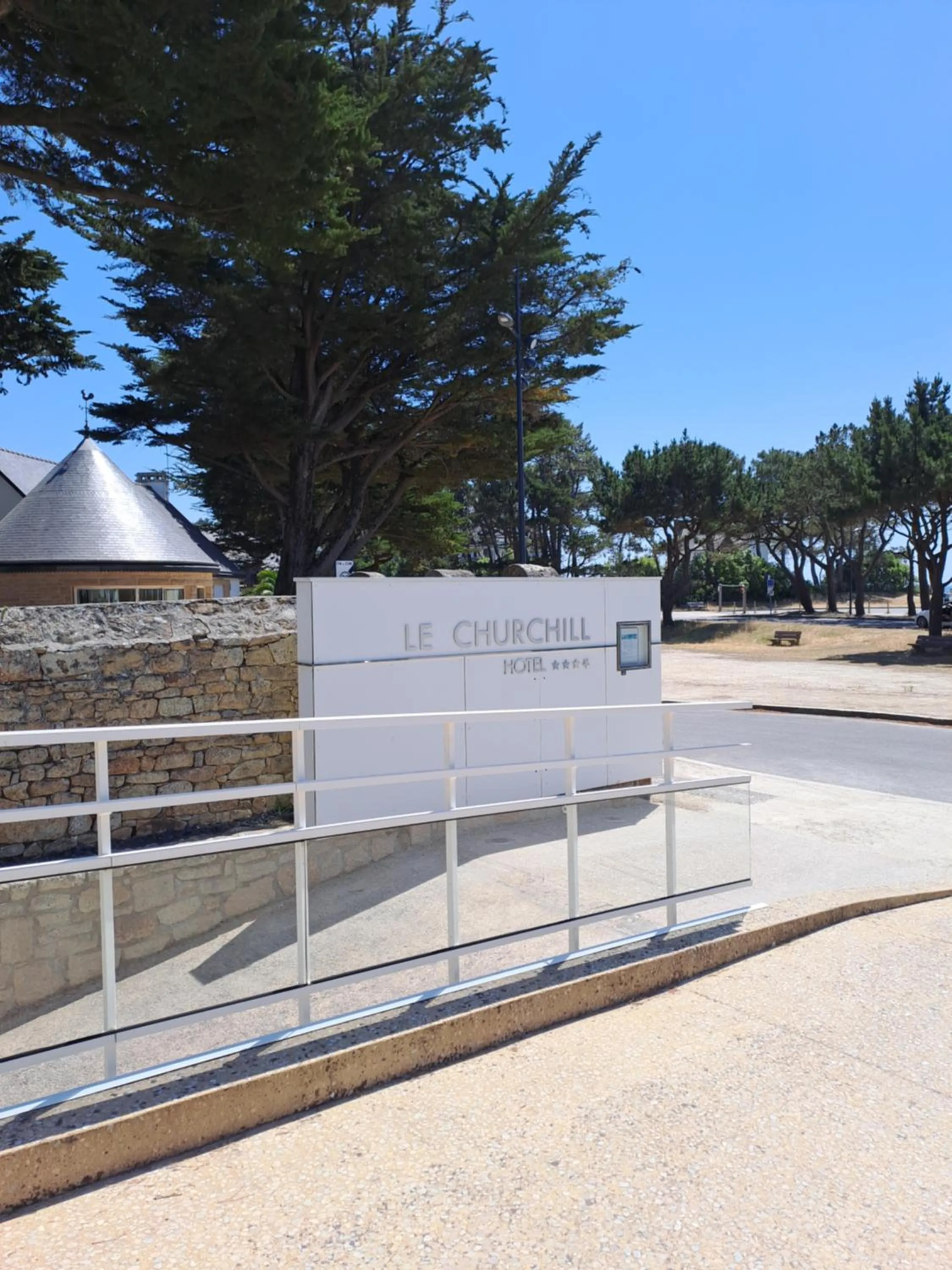 Day in Le Churchill Hôtel & Spa