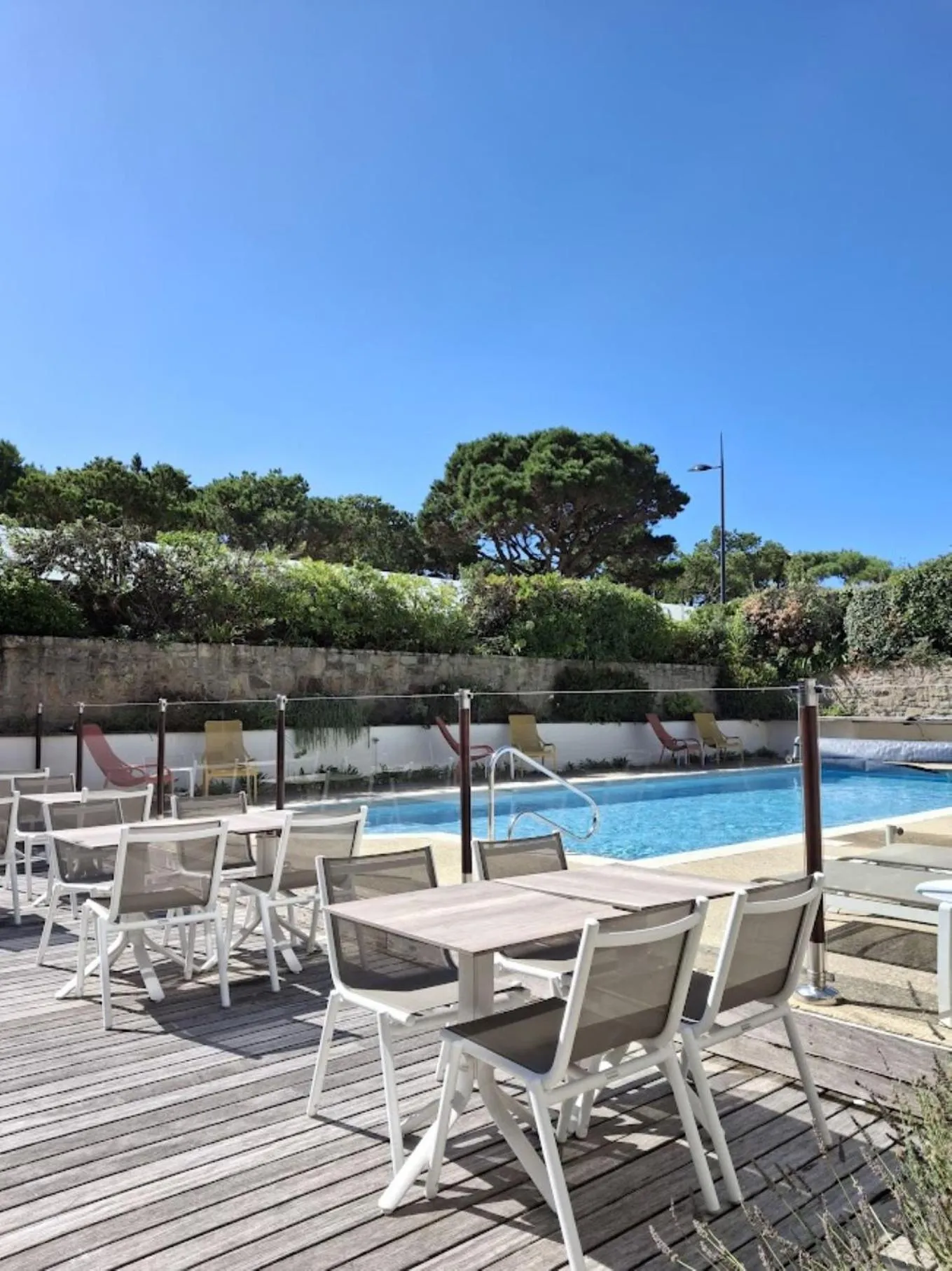 Swimming pool in Le Churchill Hôtel & Spa