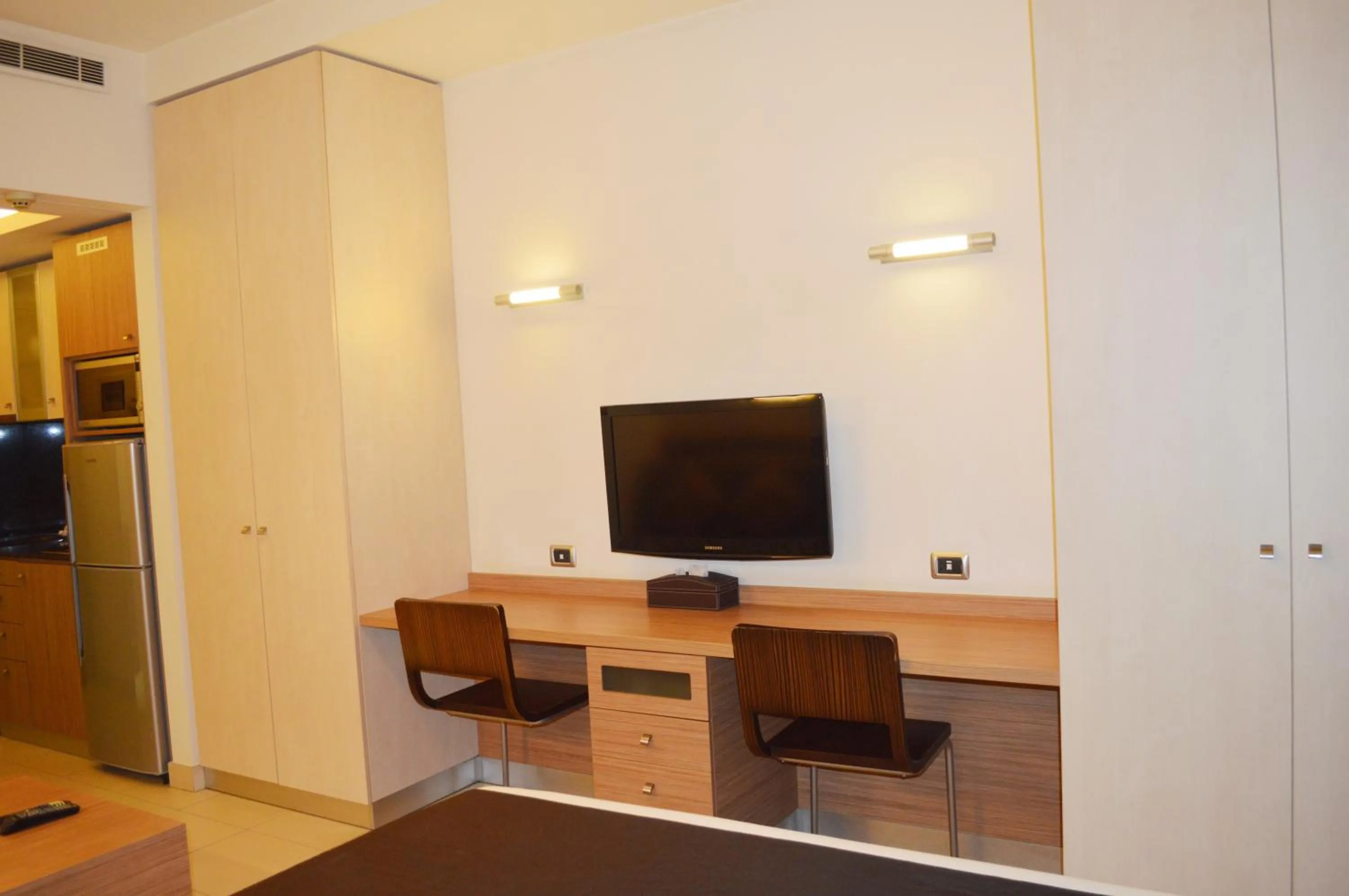 TV and multimedia in Hayali Suites