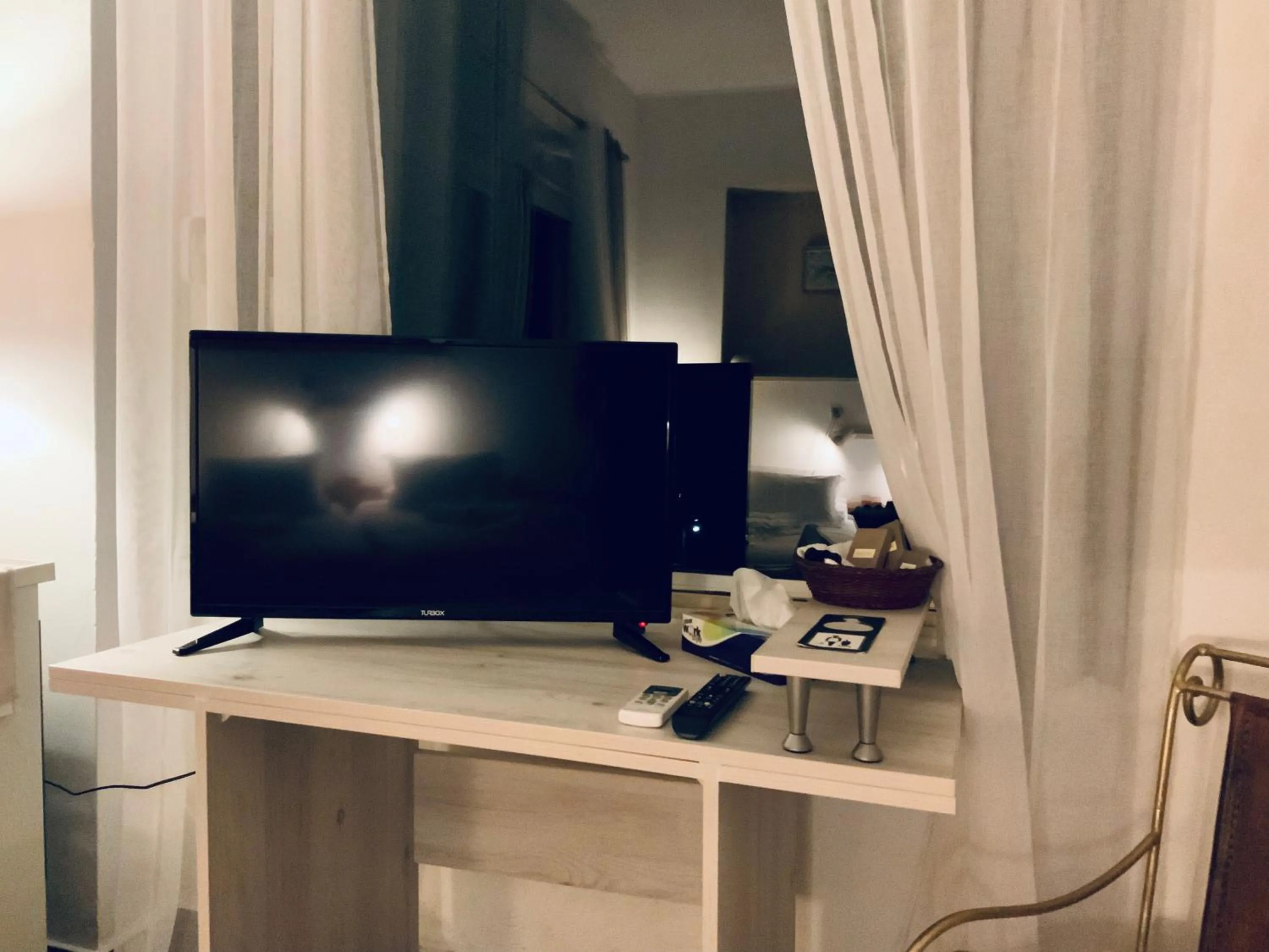 Bedroom in Akrotiri Hotel