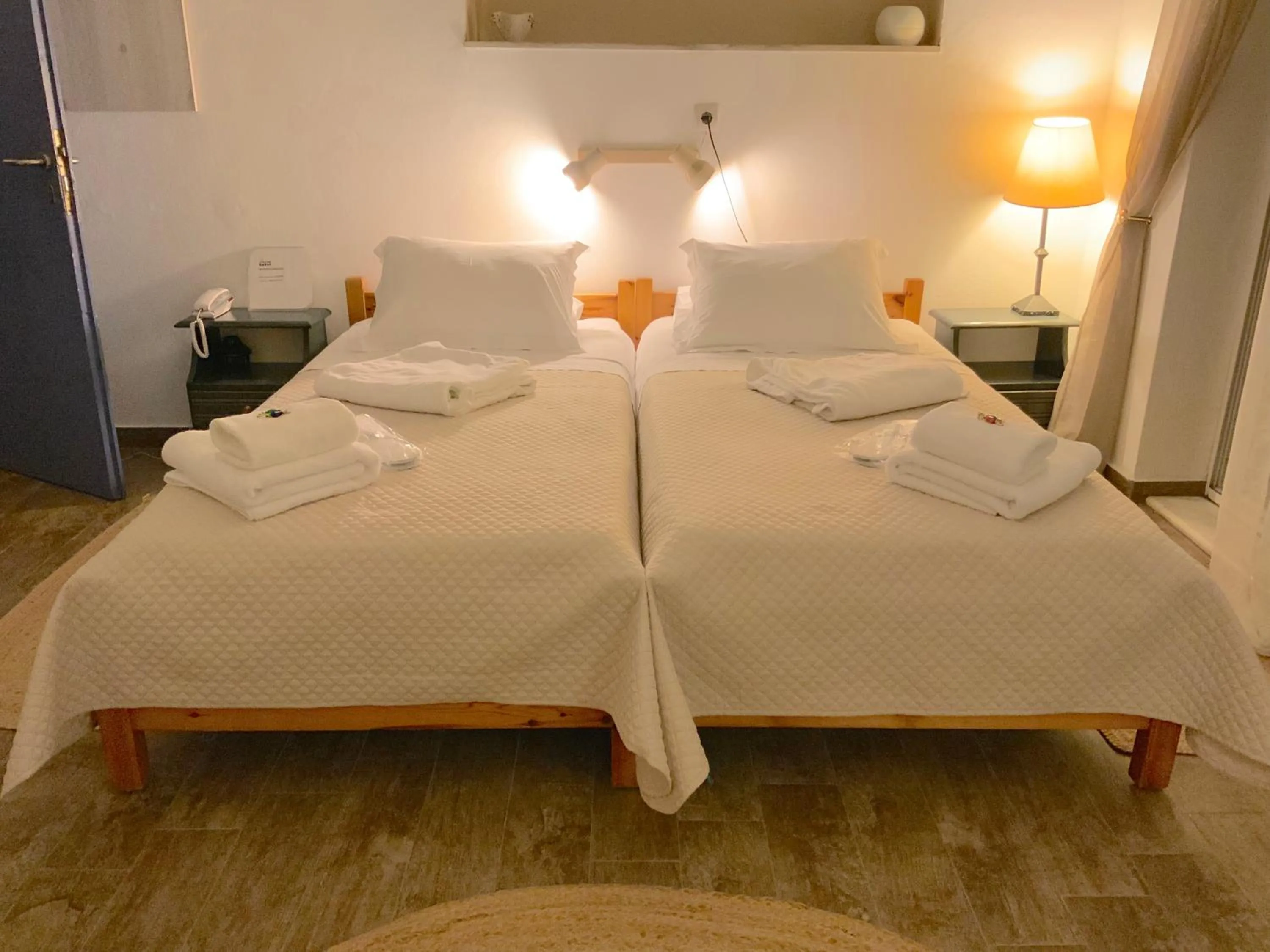 Bedroom in Akrotiri Hotel