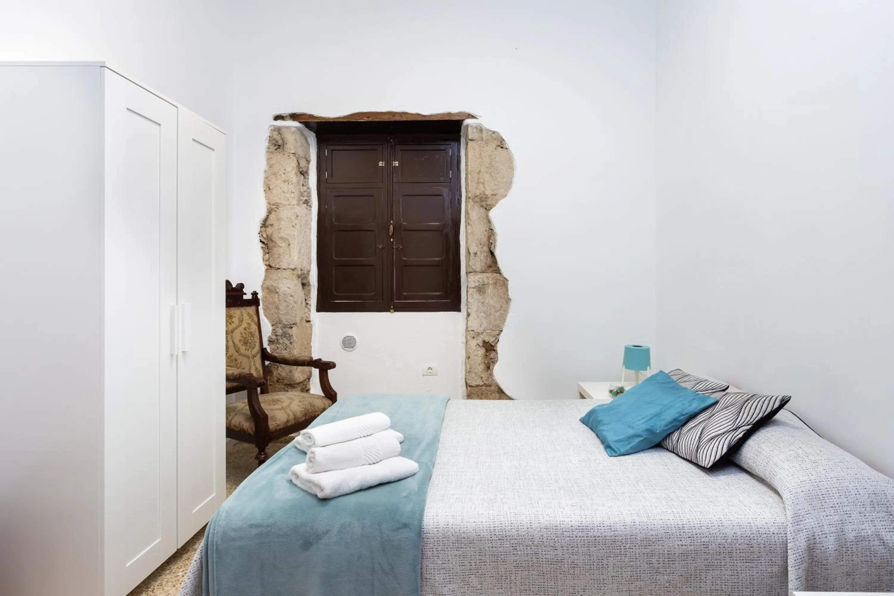 Bed in El Hostal del Cubo