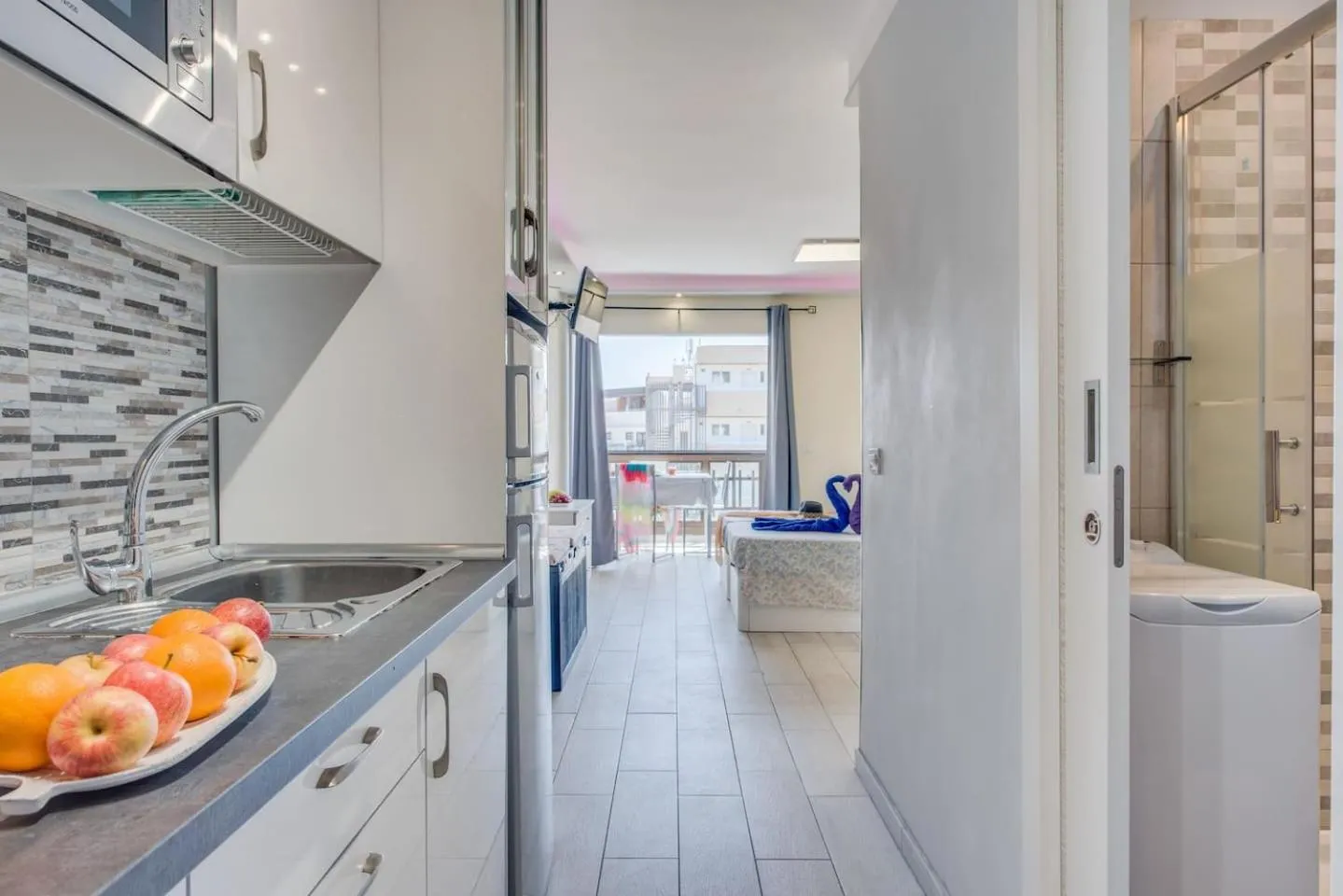 733 Wonderful Studio in LasAmericas! Wi-Fi free!