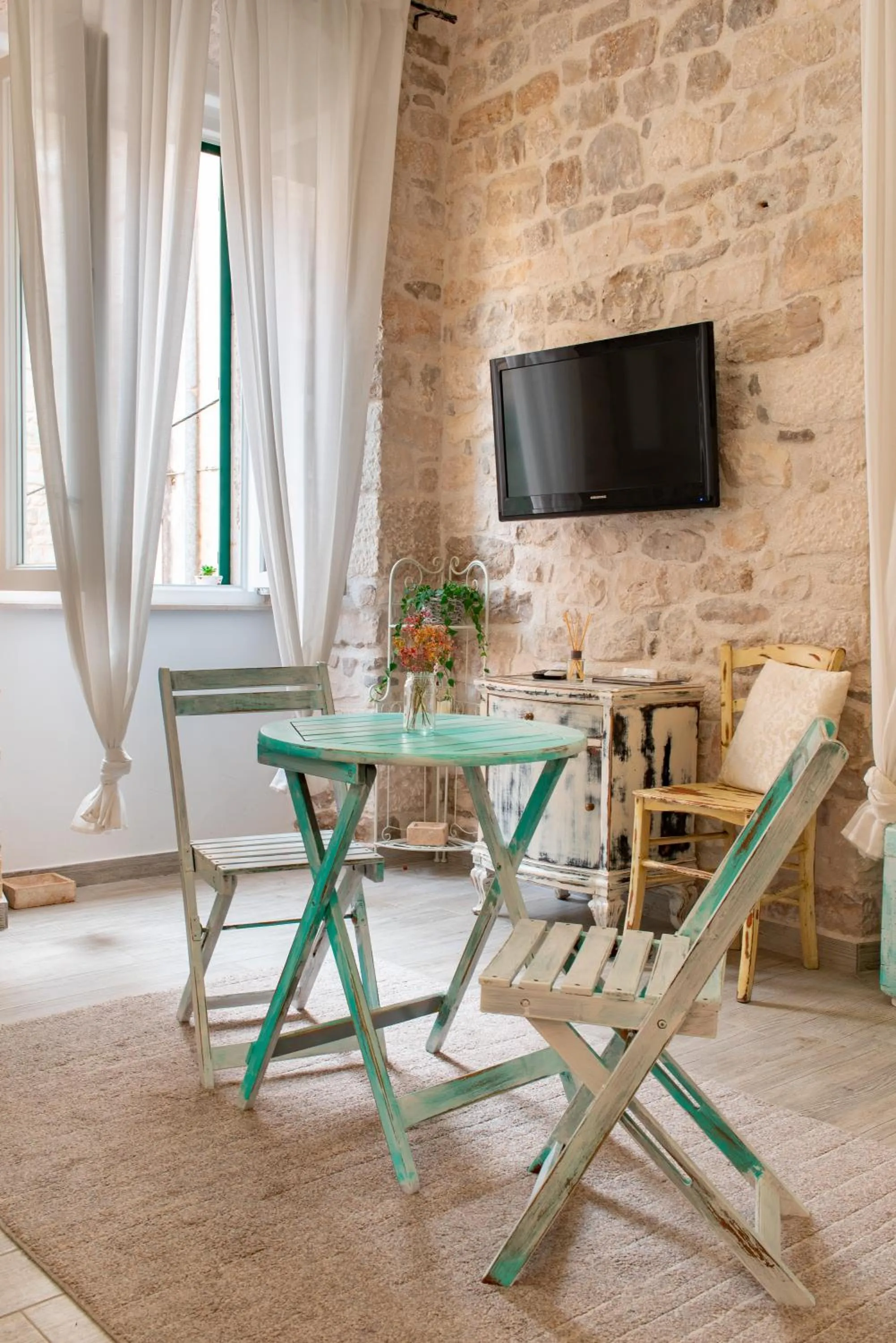 Rooms and Apartments Djanovic