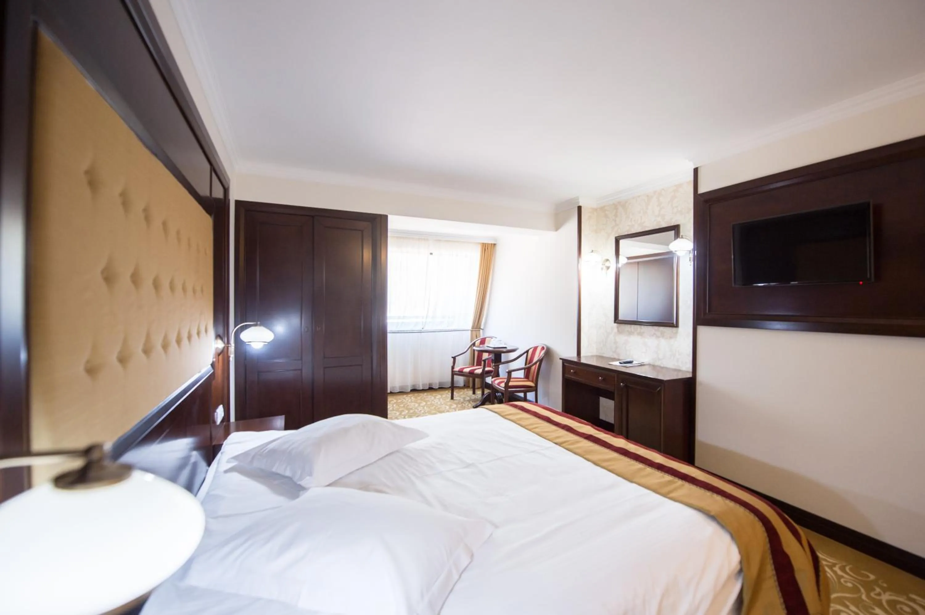 Bed in Hotel Silva Busteni