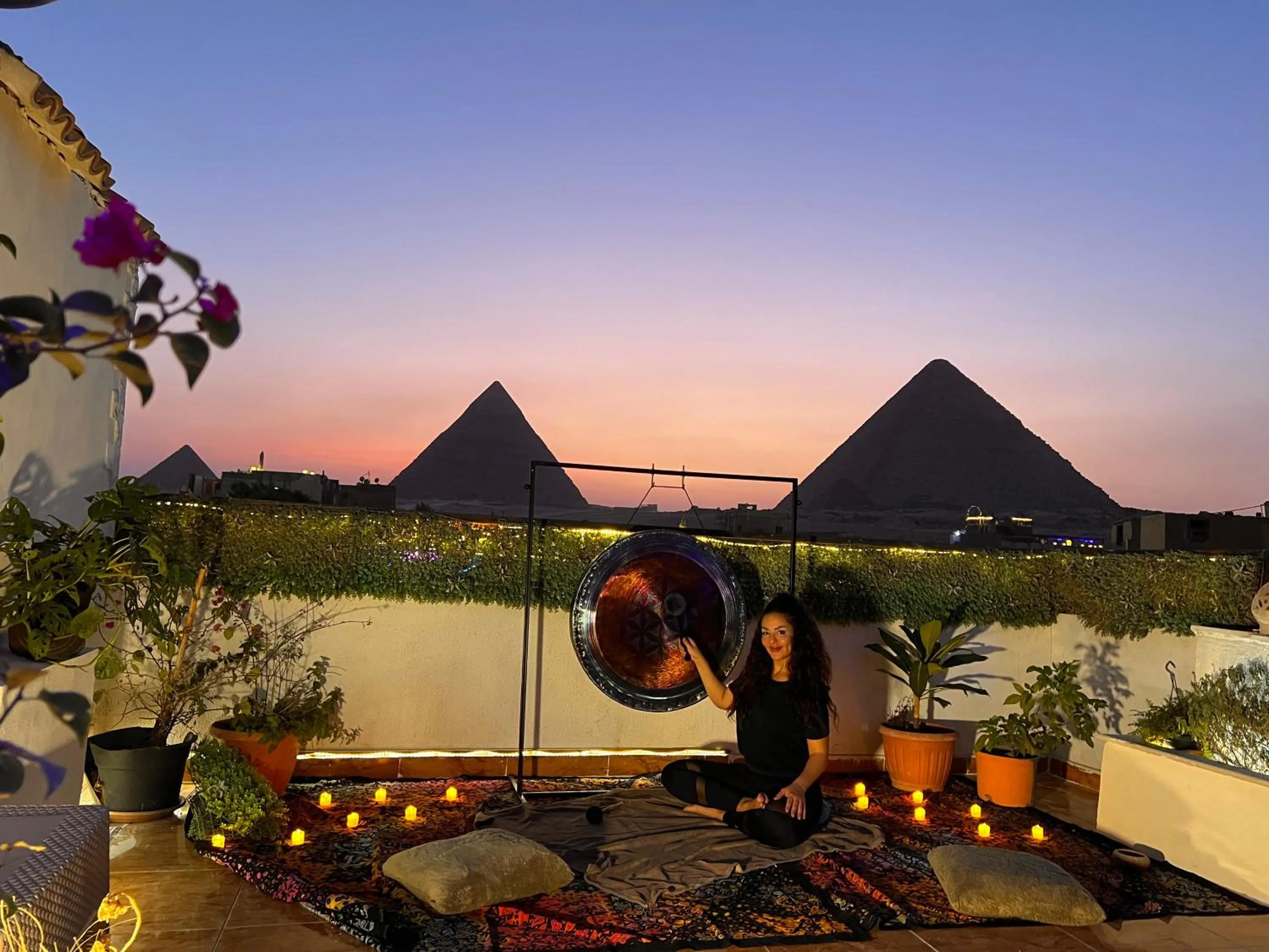 Nearby landmark in Pyramids Top Inn