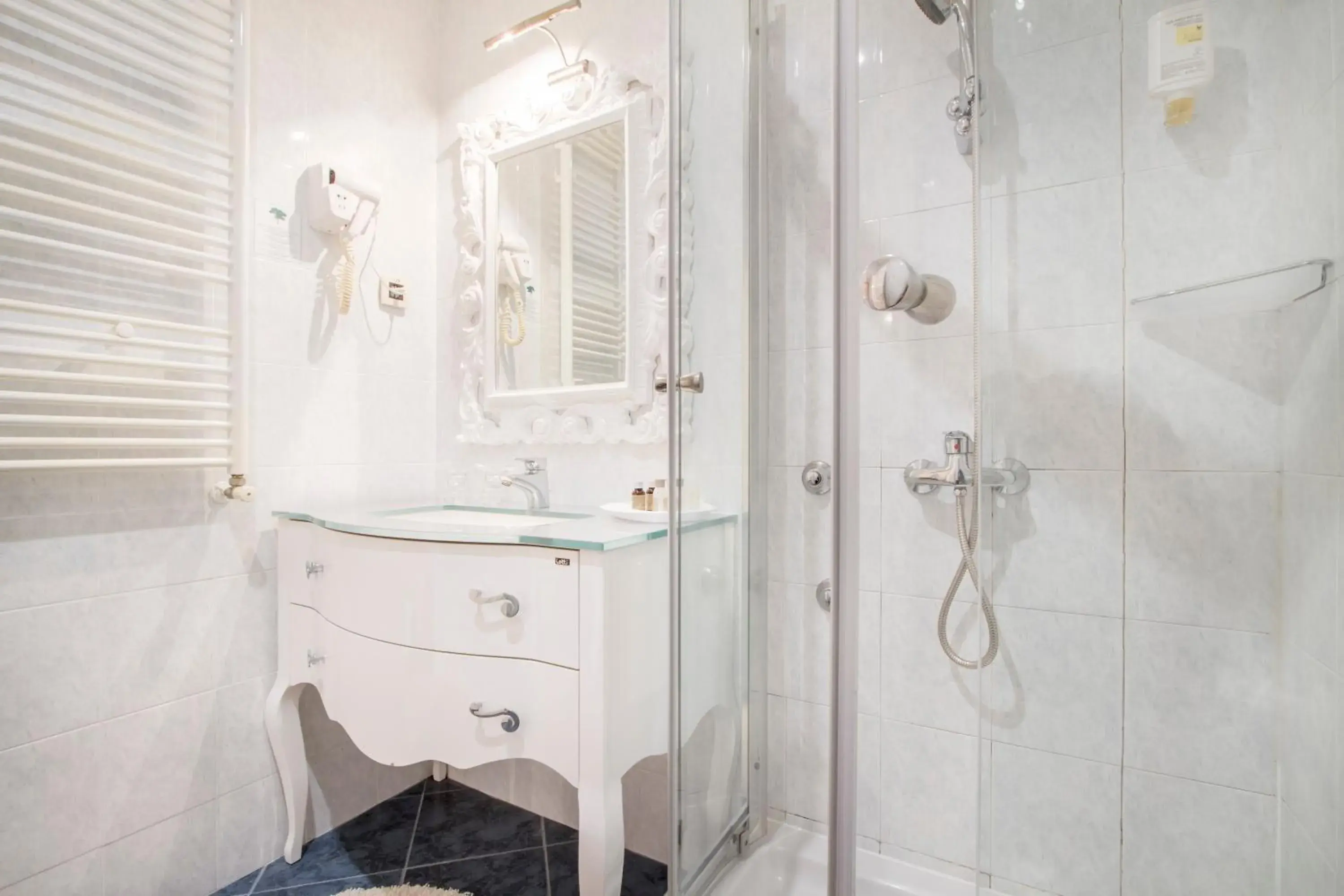 Suite in Hotel Malin Suite in Hotel Malin