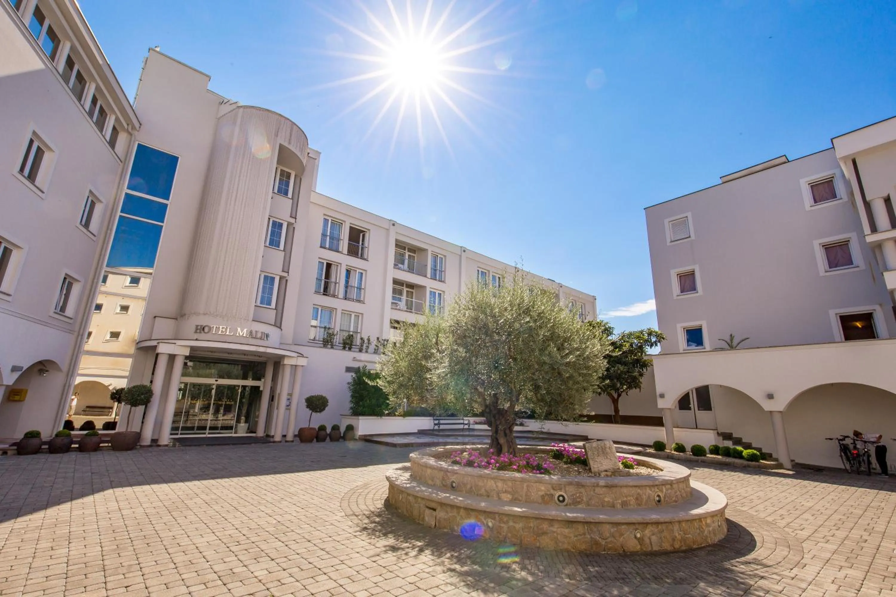 Property building in Hotel Malin