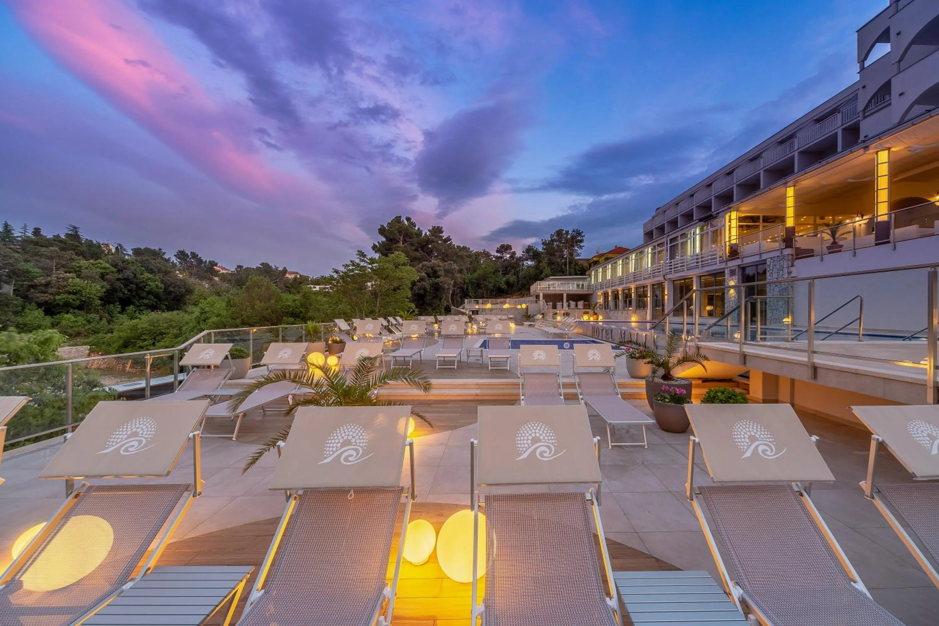 Swimming pool in Hotel Malin