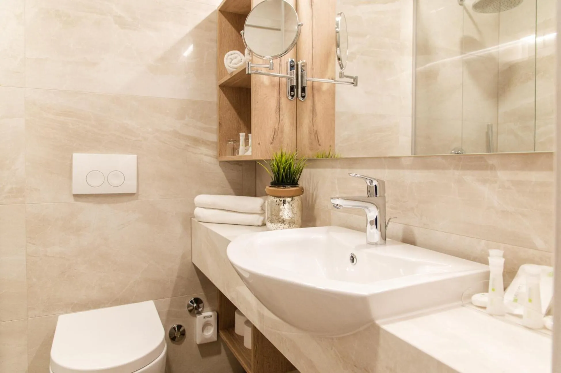 Bathroom in Hotel Malin