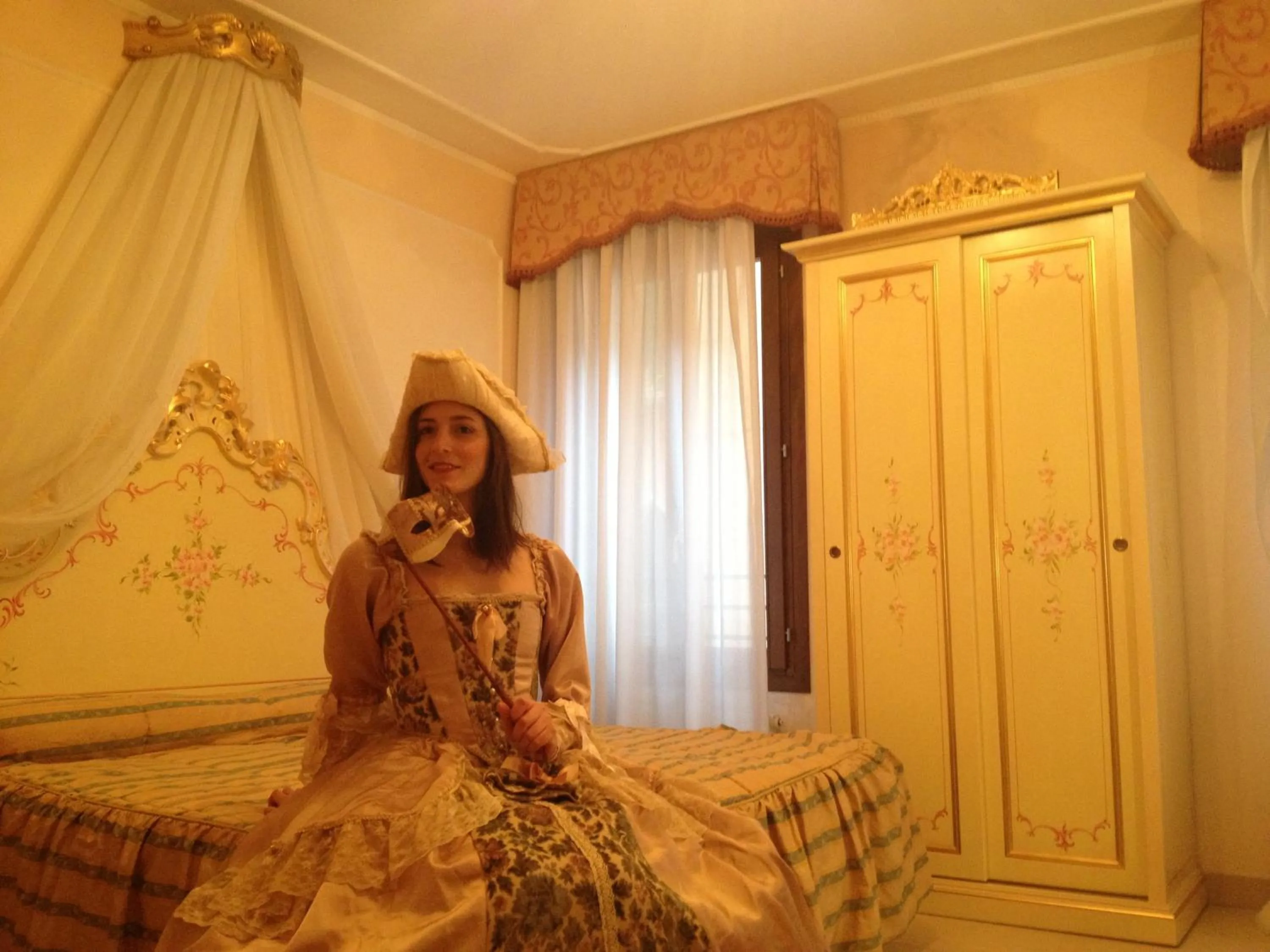 Bed in Hotel At Leonard