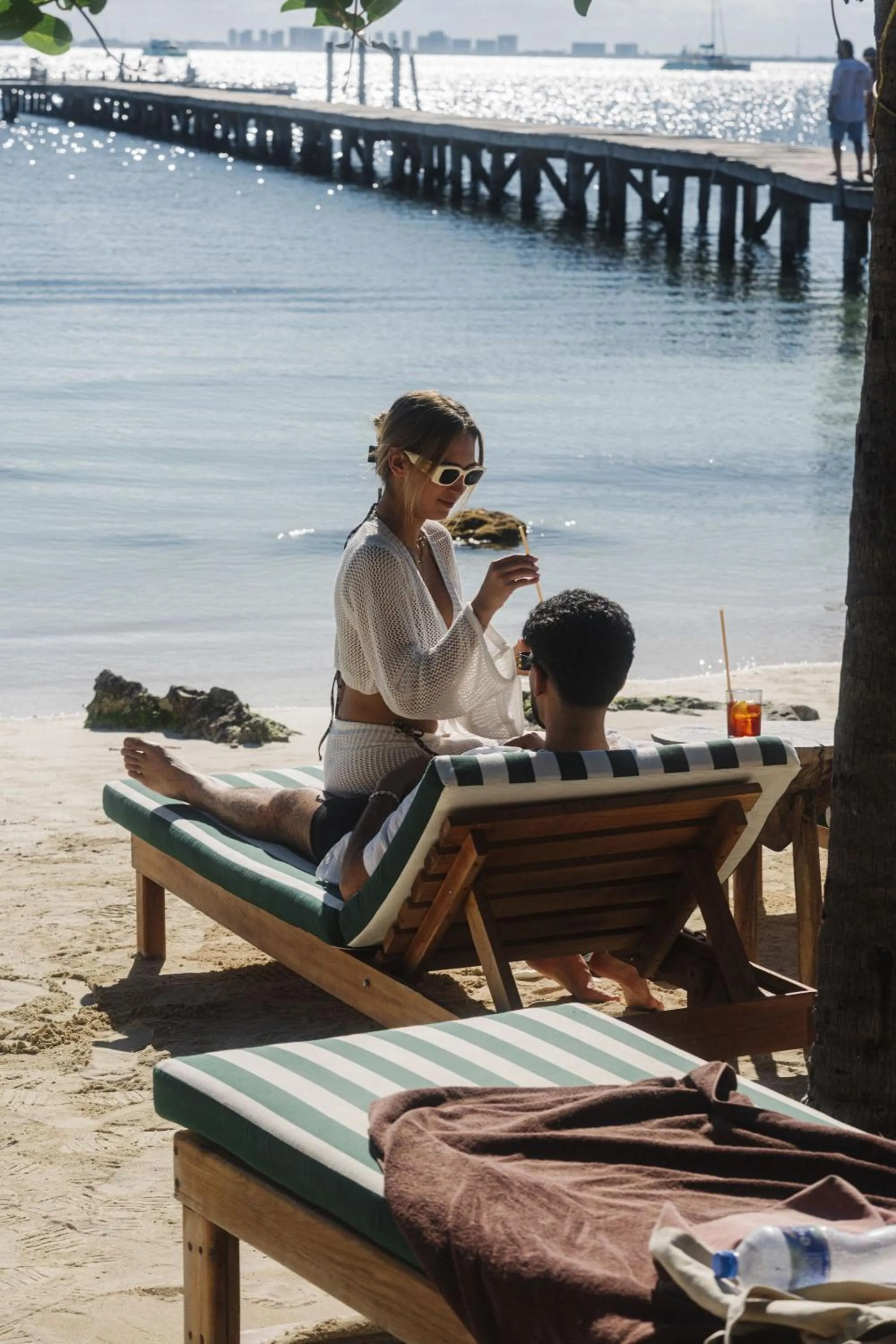 Beach in Mayan Monkey Isla Mujeres - Social Hotel