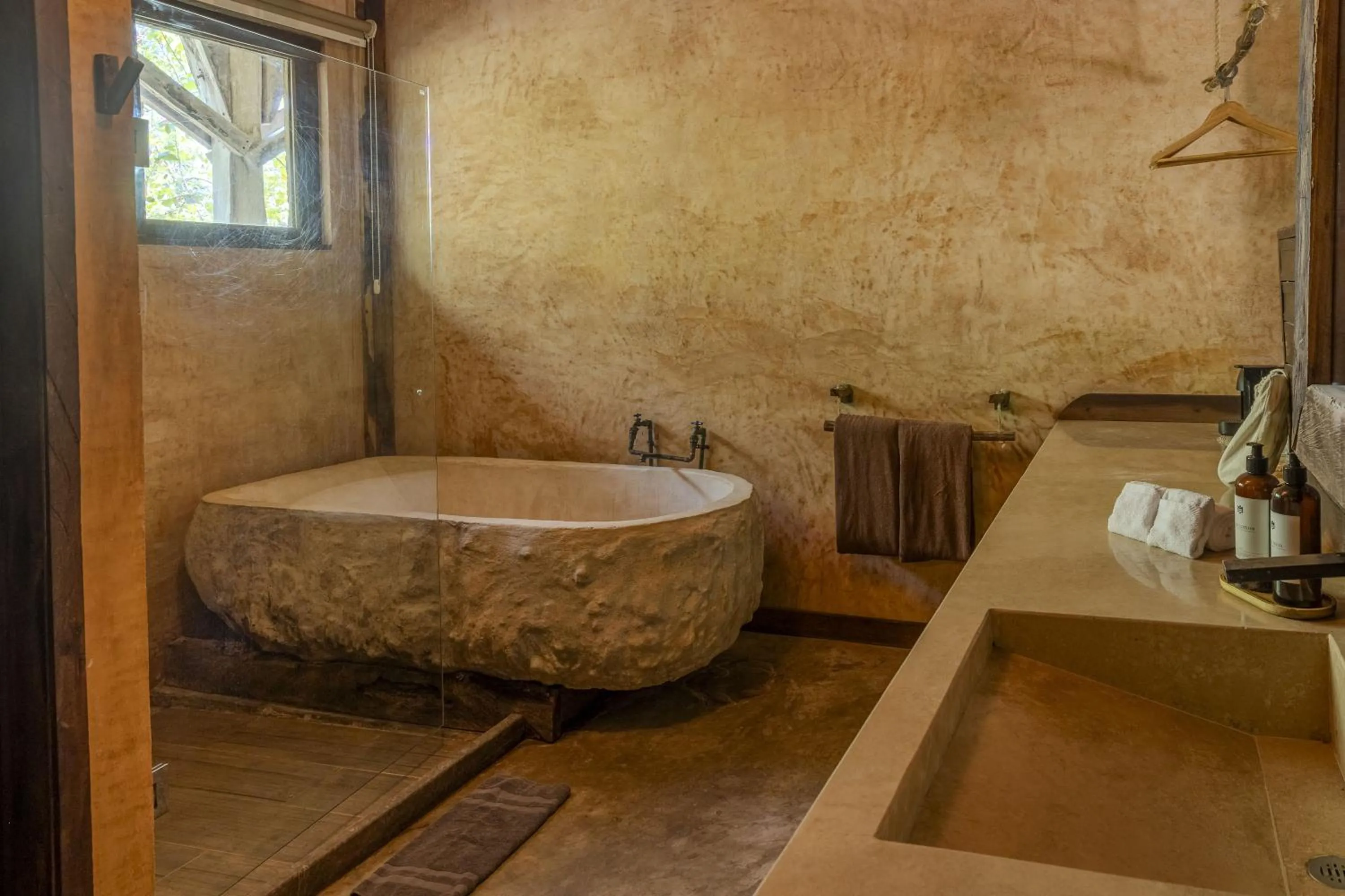 Bathroom in Mayan Monkey Isla Mujeres - Social Hotel