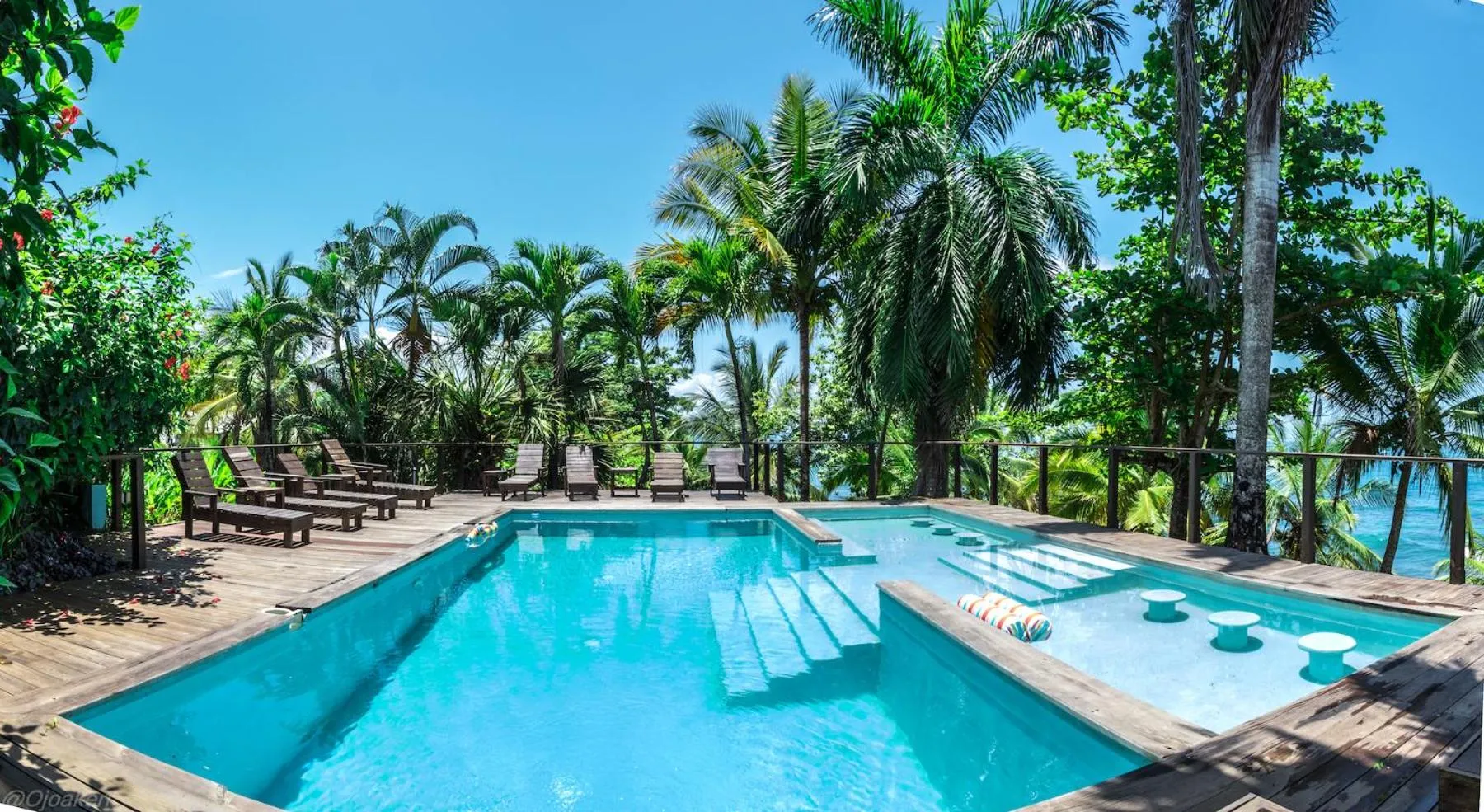 Day in Bird Island Bungalows