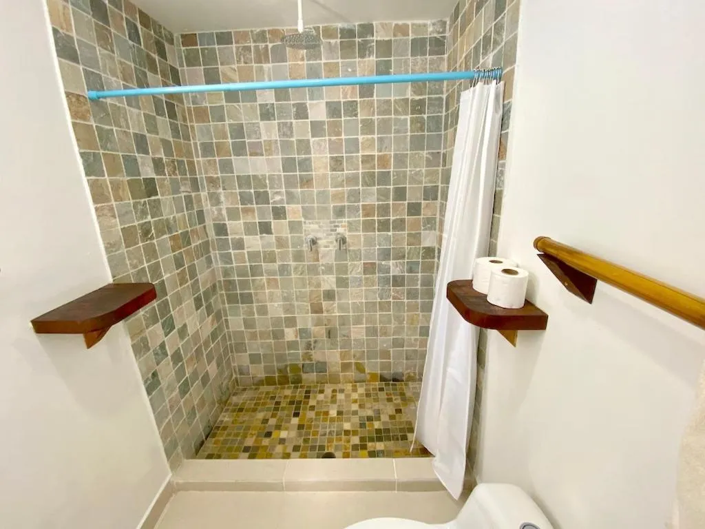 Shower in Bird Island Bungalows