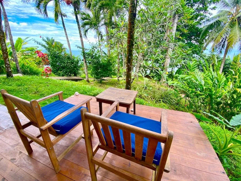 Natural landscape in Bird Island Bungalows