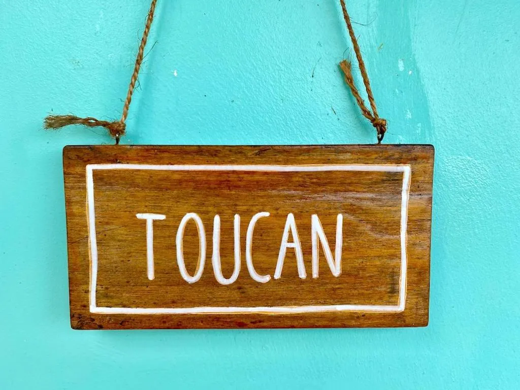 Logo/Certificate/Sign in Bird Island Bungalows