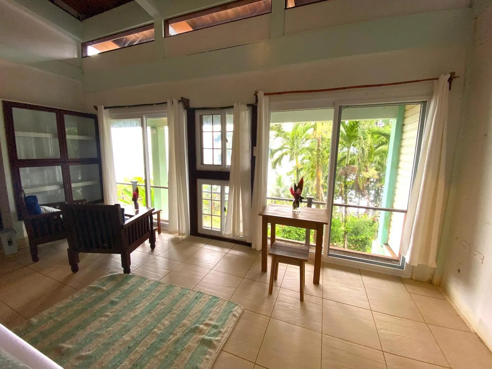 Living room in Bird Island Bungalows