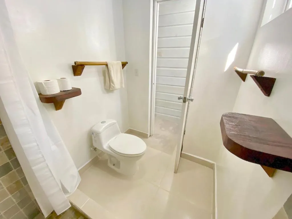 Shower in Bird Island Bungalows