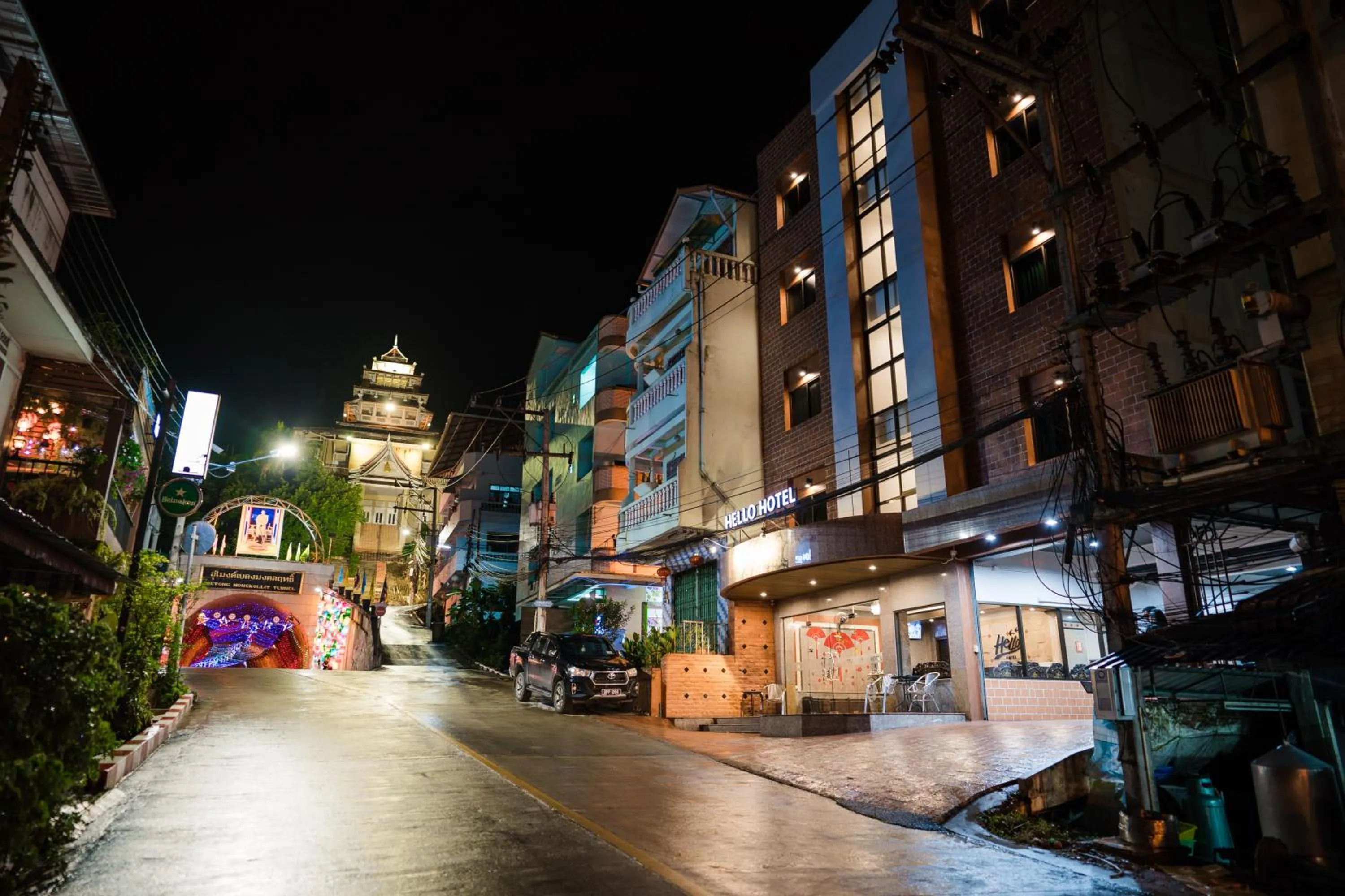 Facade/entrance in Betong Hello Hotel
