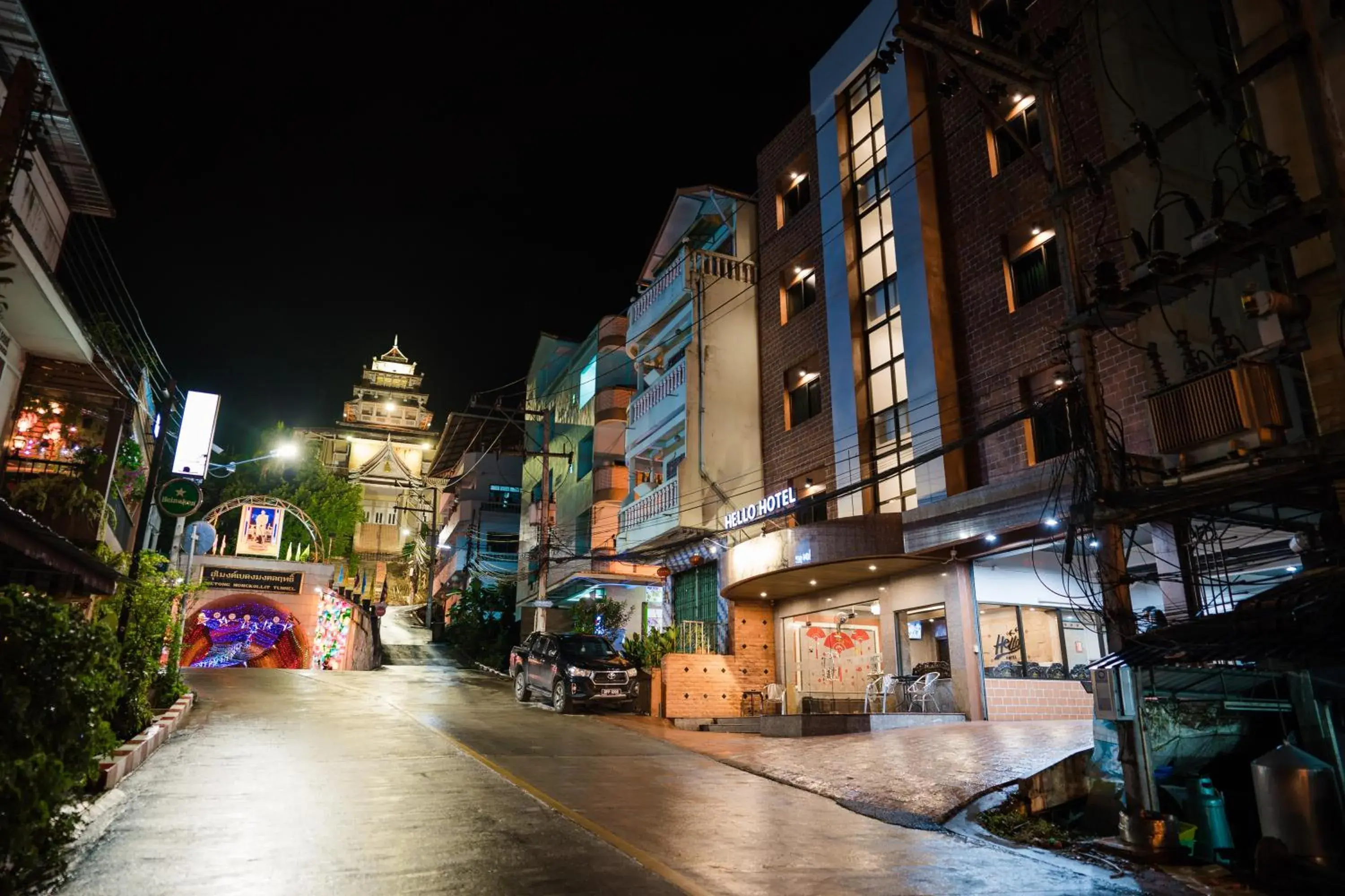Facade/entrance in Betong Hello Hotel Facade/entrance in Betong Hello Hotel