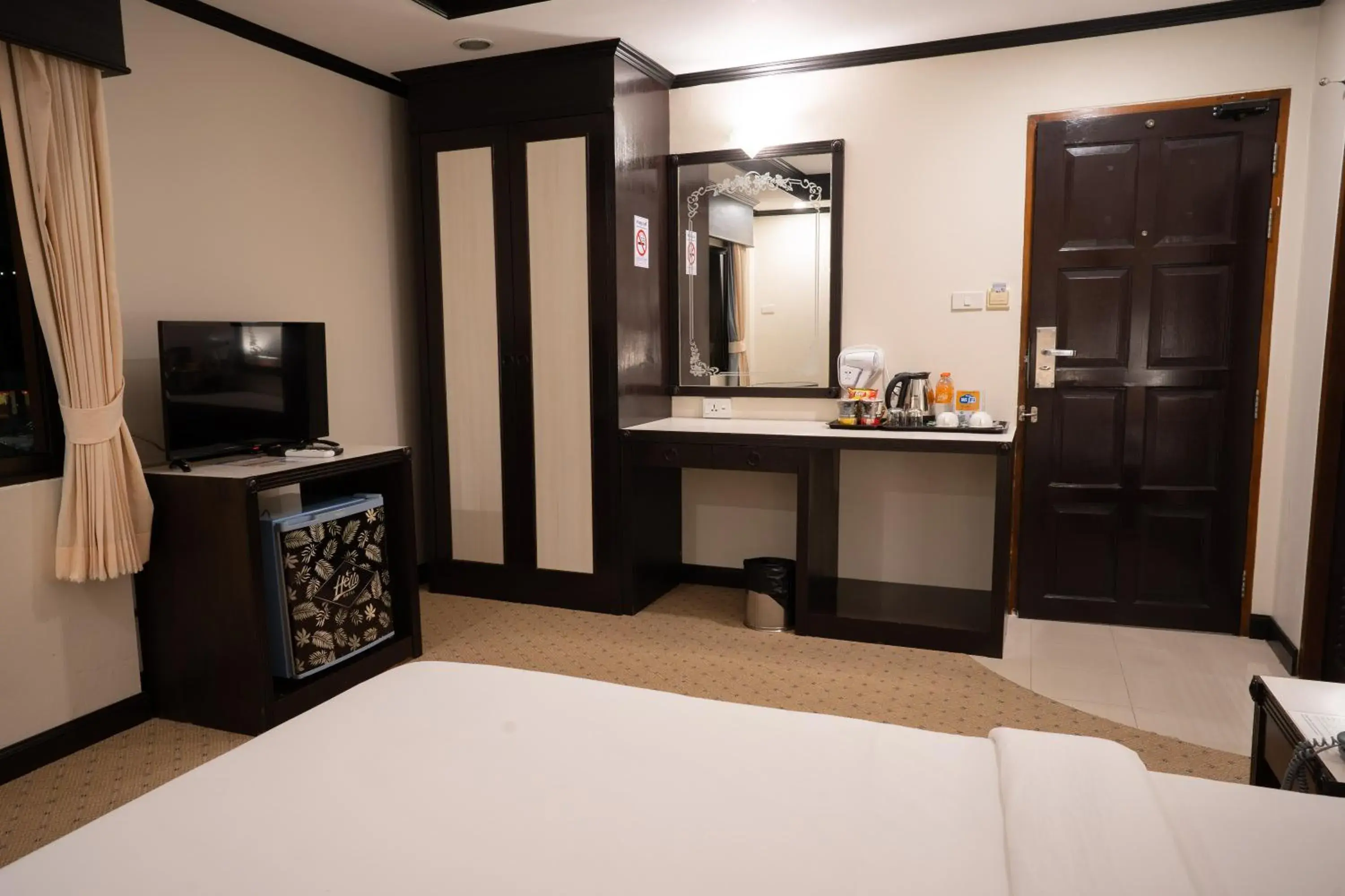 Photo of the whole room, Bed in Betong Hello Hotel Photo of the whole room, Bed in Betong Hello Hotel