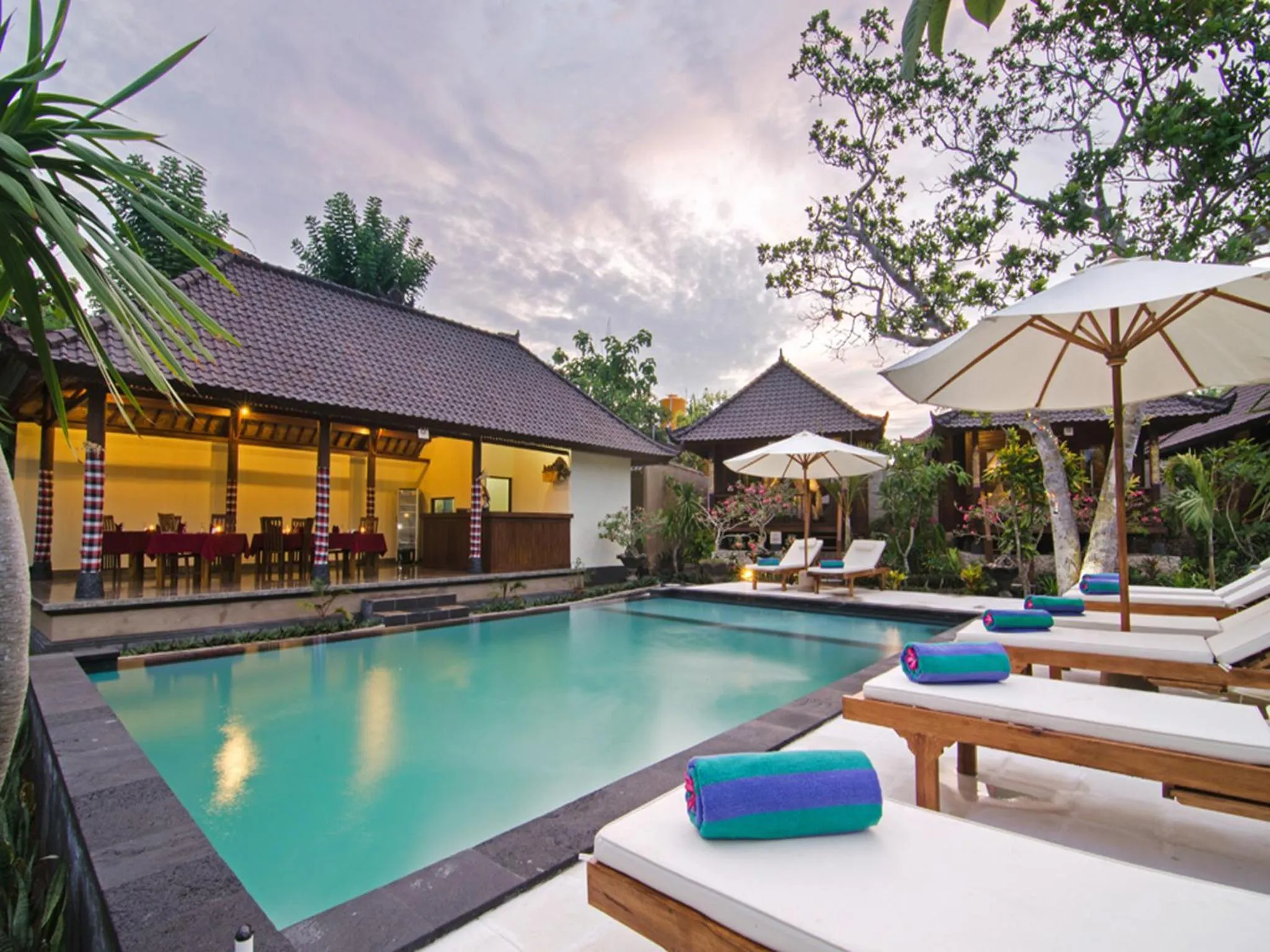 Swimming pool in Cassava Bungalow