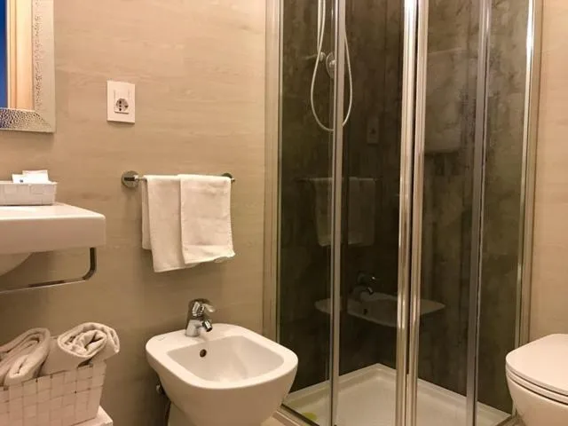 Bathroom in Hotel Erika