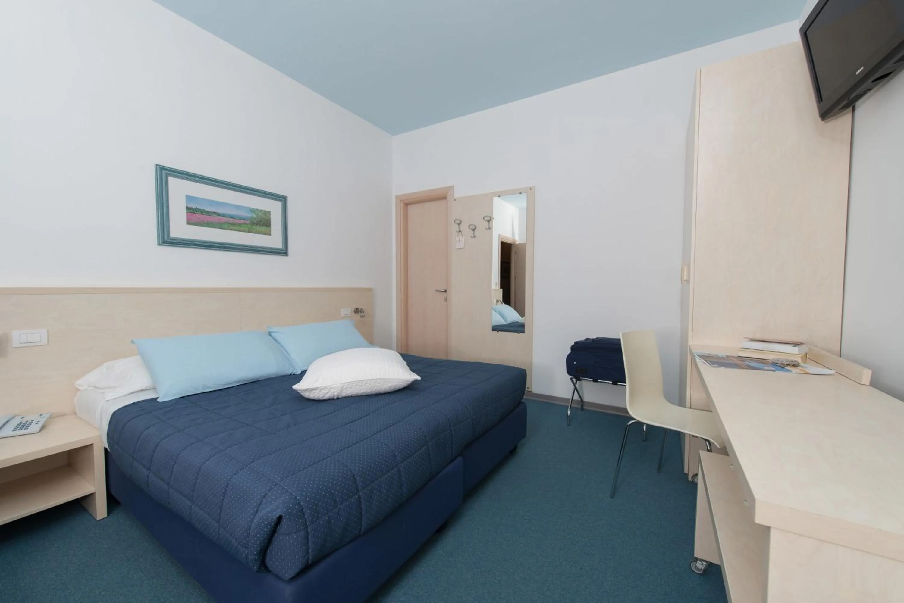 Photo of the whole room, Bed in Hotel Erika