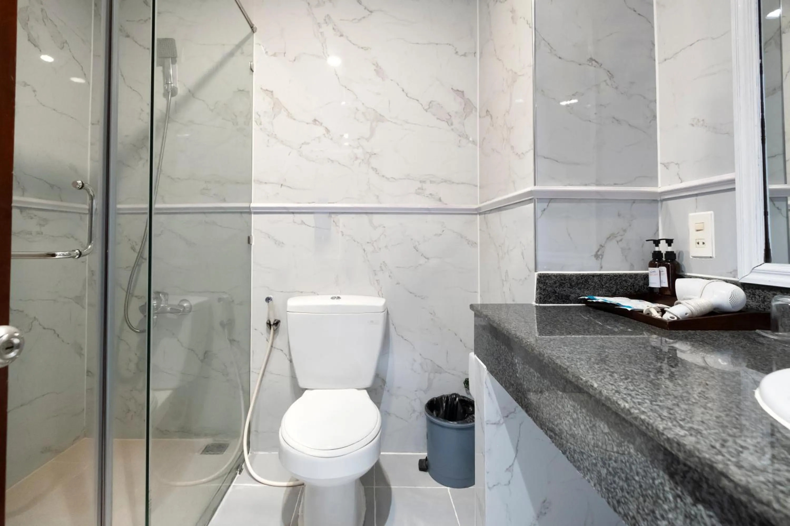 Shower in Hawaii Resort Phu Quoc