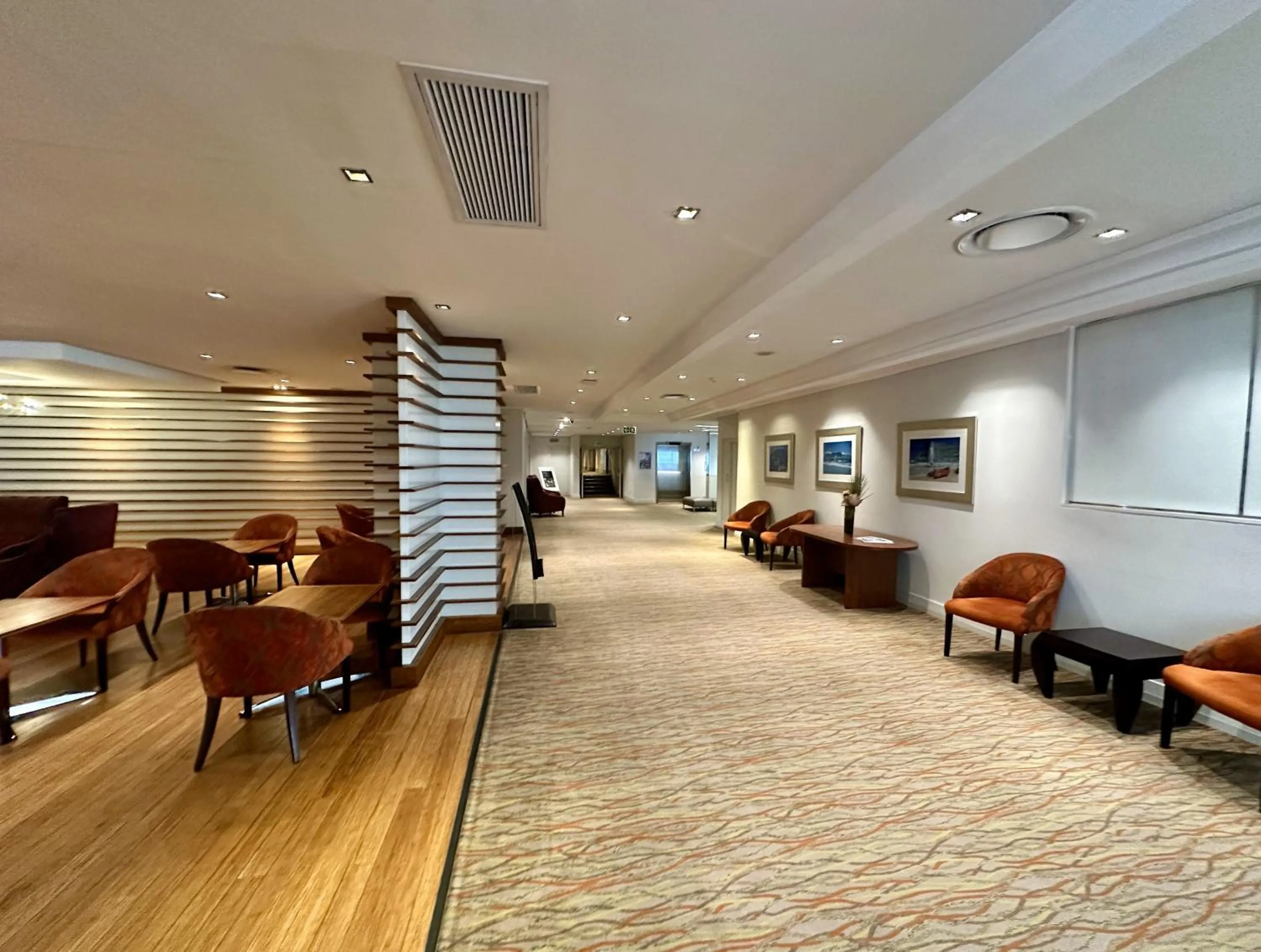 Lounge or bar in Garden Court Nelson Mandela Boulevard