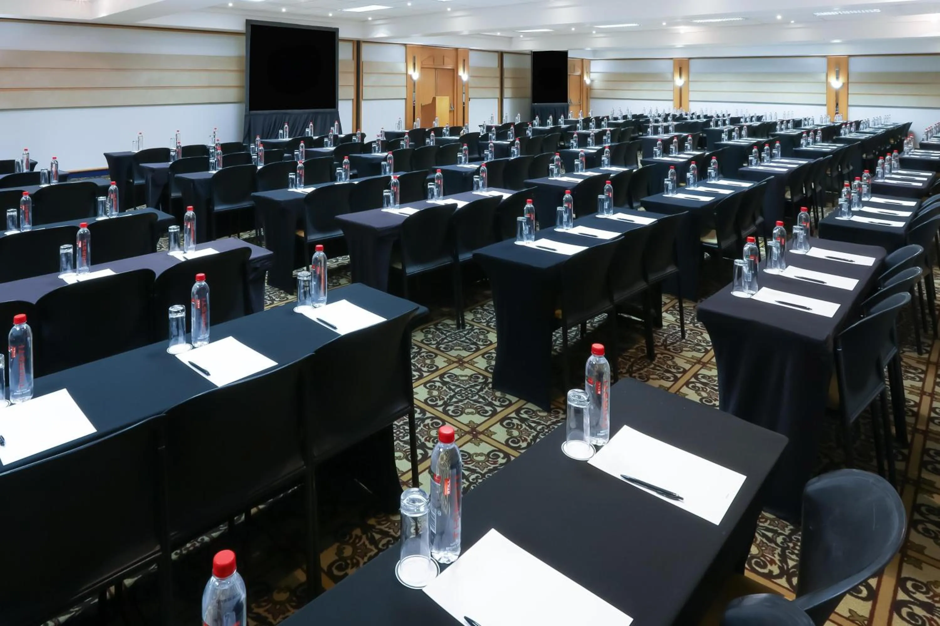 Meeting/conference room in Garden Court Nelson Mandela Boulevard