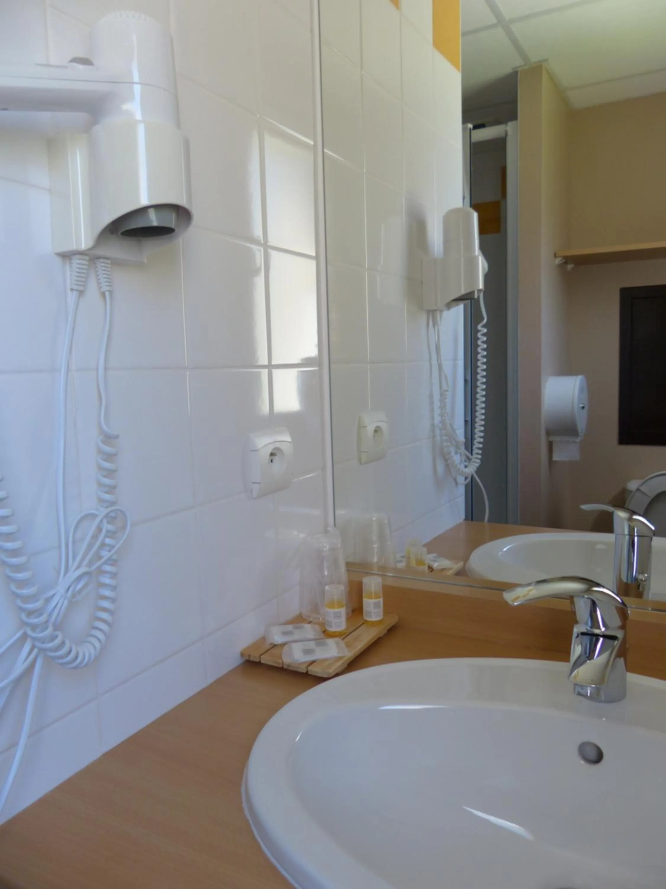 Shower in Les Aveilles